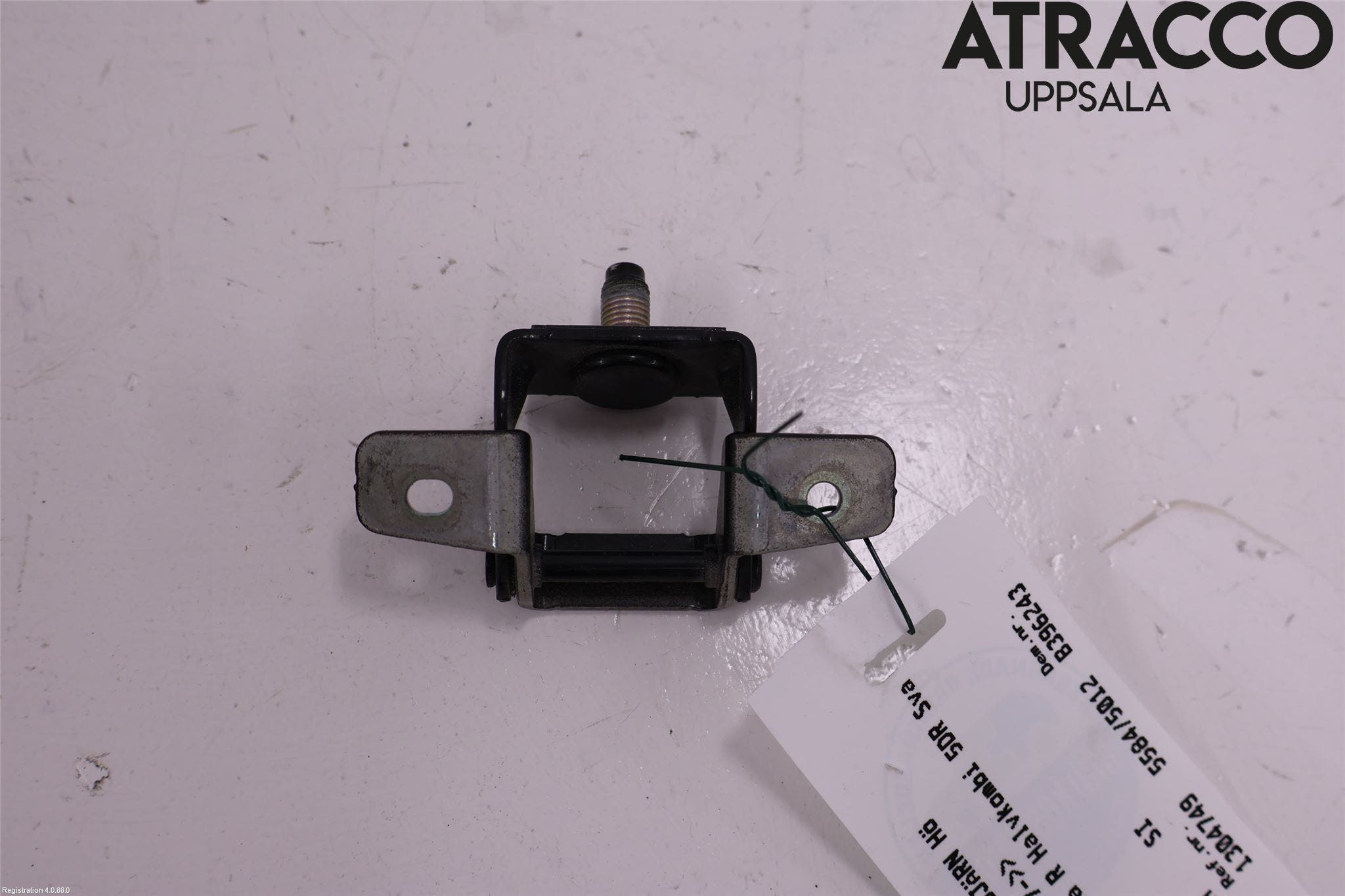 Kia RIO 17- Bakluckegångjärn Hö