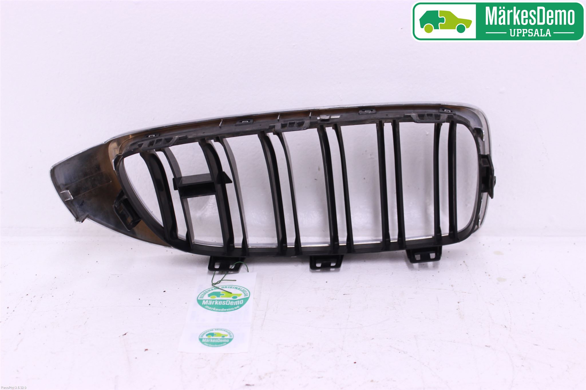 BMW 4 F32/F33/F82/F83 13-20 Grilldel Vänster