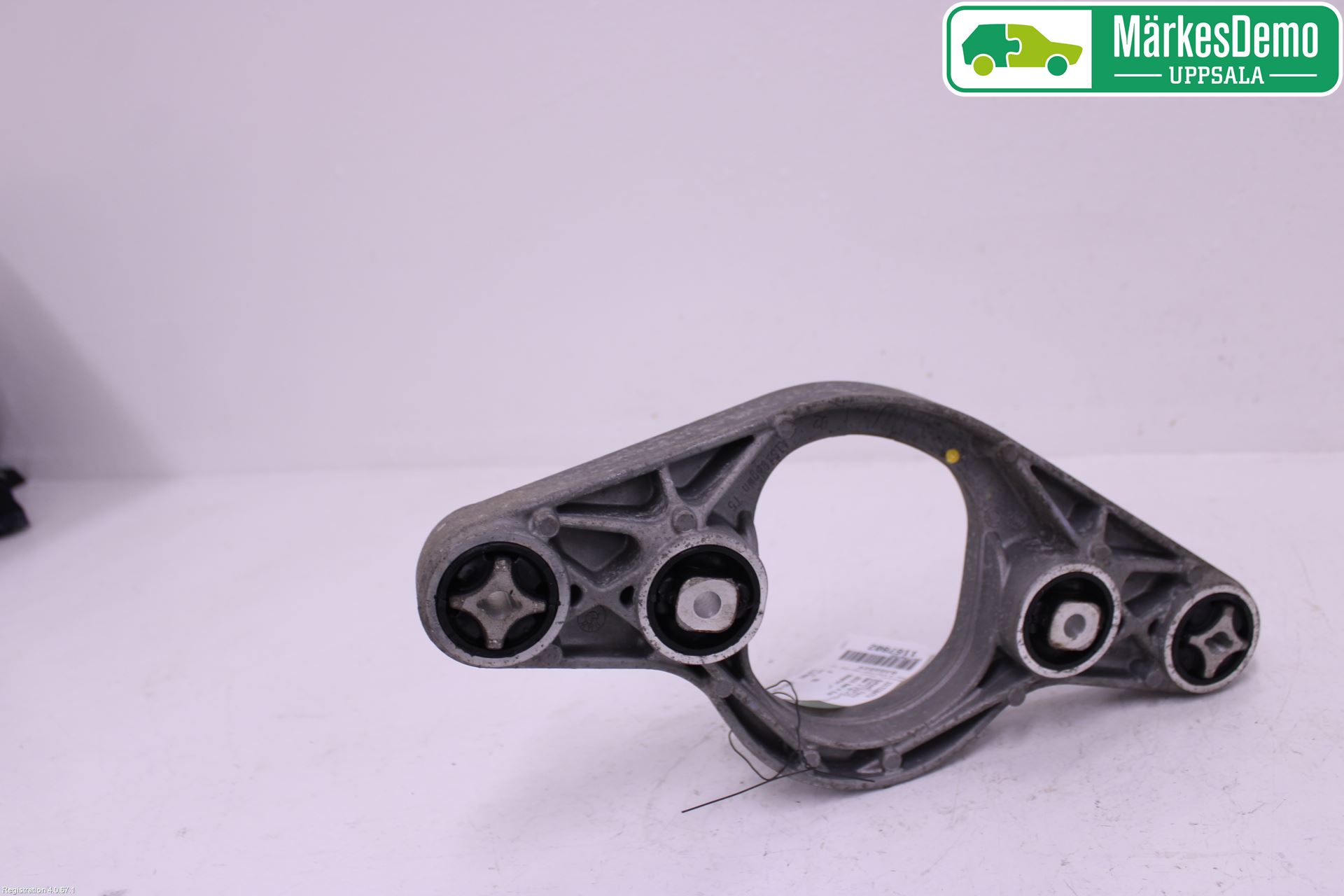 BMW 4 F32/F33/F82/F83 13-20 Bakaxel Fäste