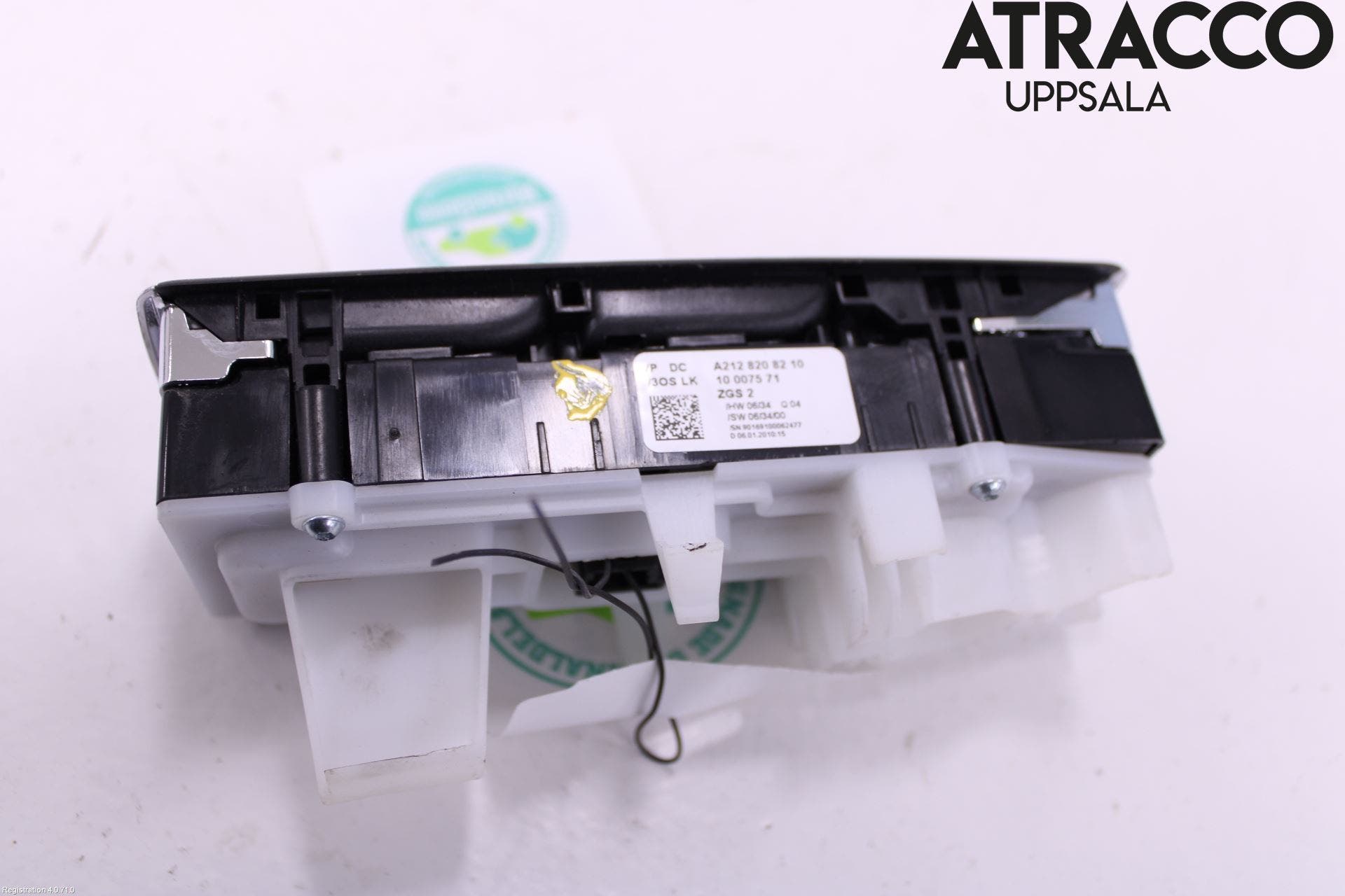 Mercedes-Benz MB E-KLASS (W212) 09-16 Strömställare Elhiss