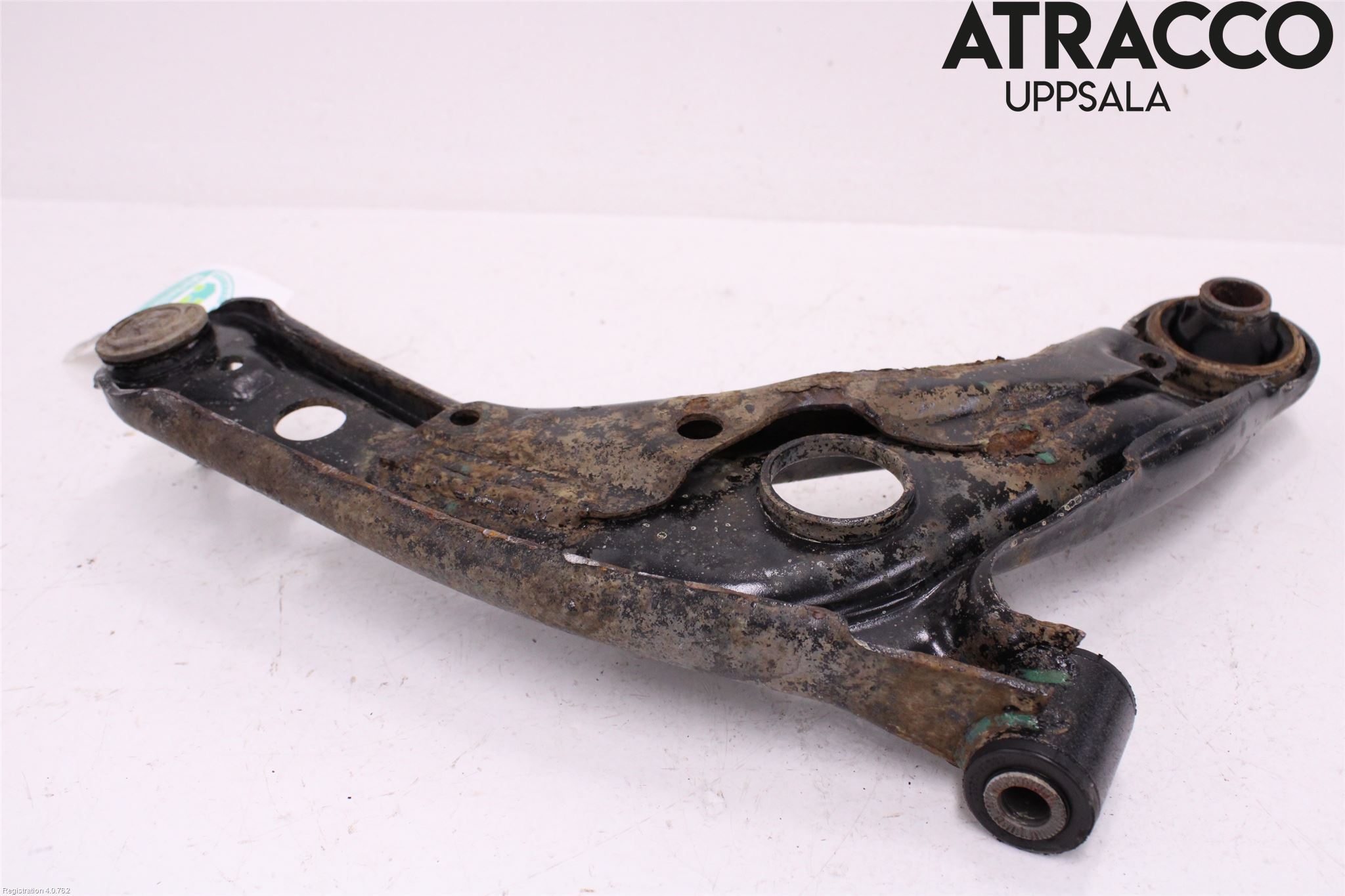 Toyota YARIS XP130 15-20 Bärarm Fram Undre Vä
