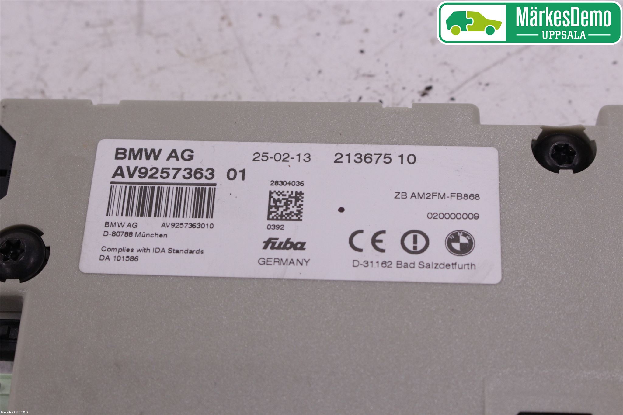 BMW 5 F10/F11/F18 09-17 Strömställare Antenn