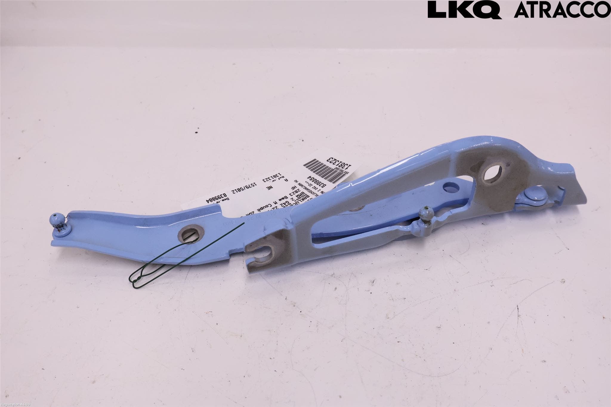 BMW 2 G42 22- Bakluckegångjärn Hö