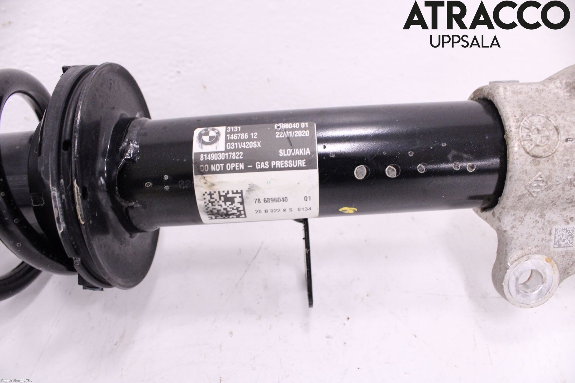 BMW 5 G30/G31/F90 17-23 Fjäderben Fram Höger