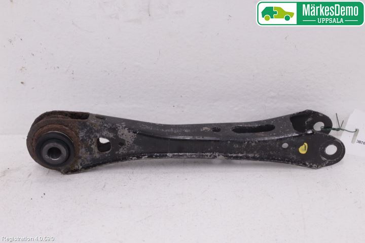 BMW X3 F25 10-17 Bärarm Bak Övre Höger