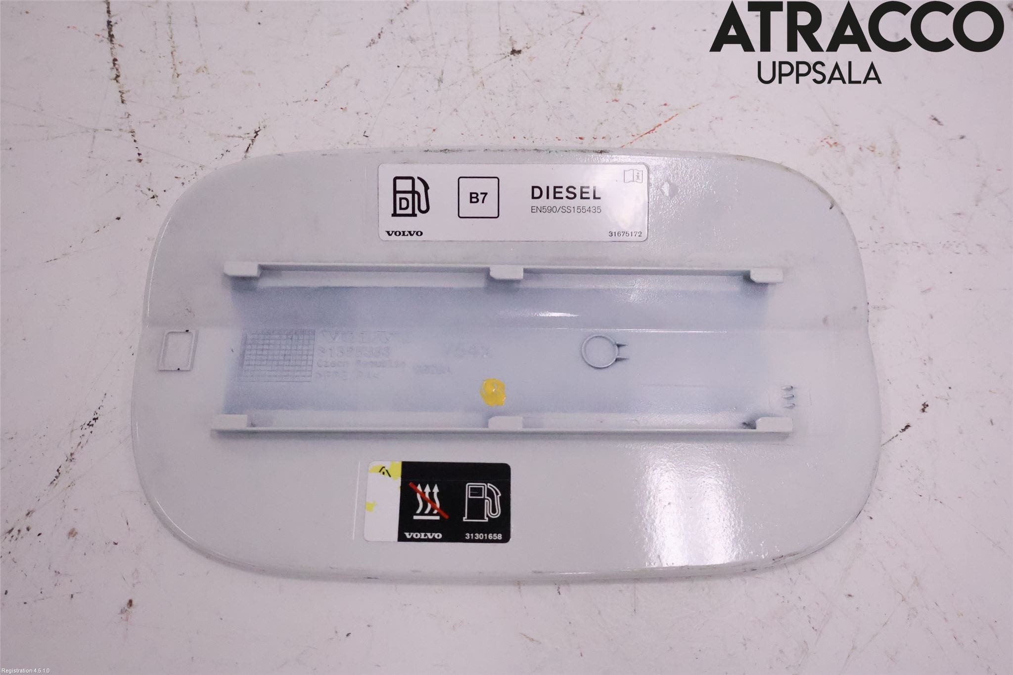 Volvo V90 17->> Tanklucka