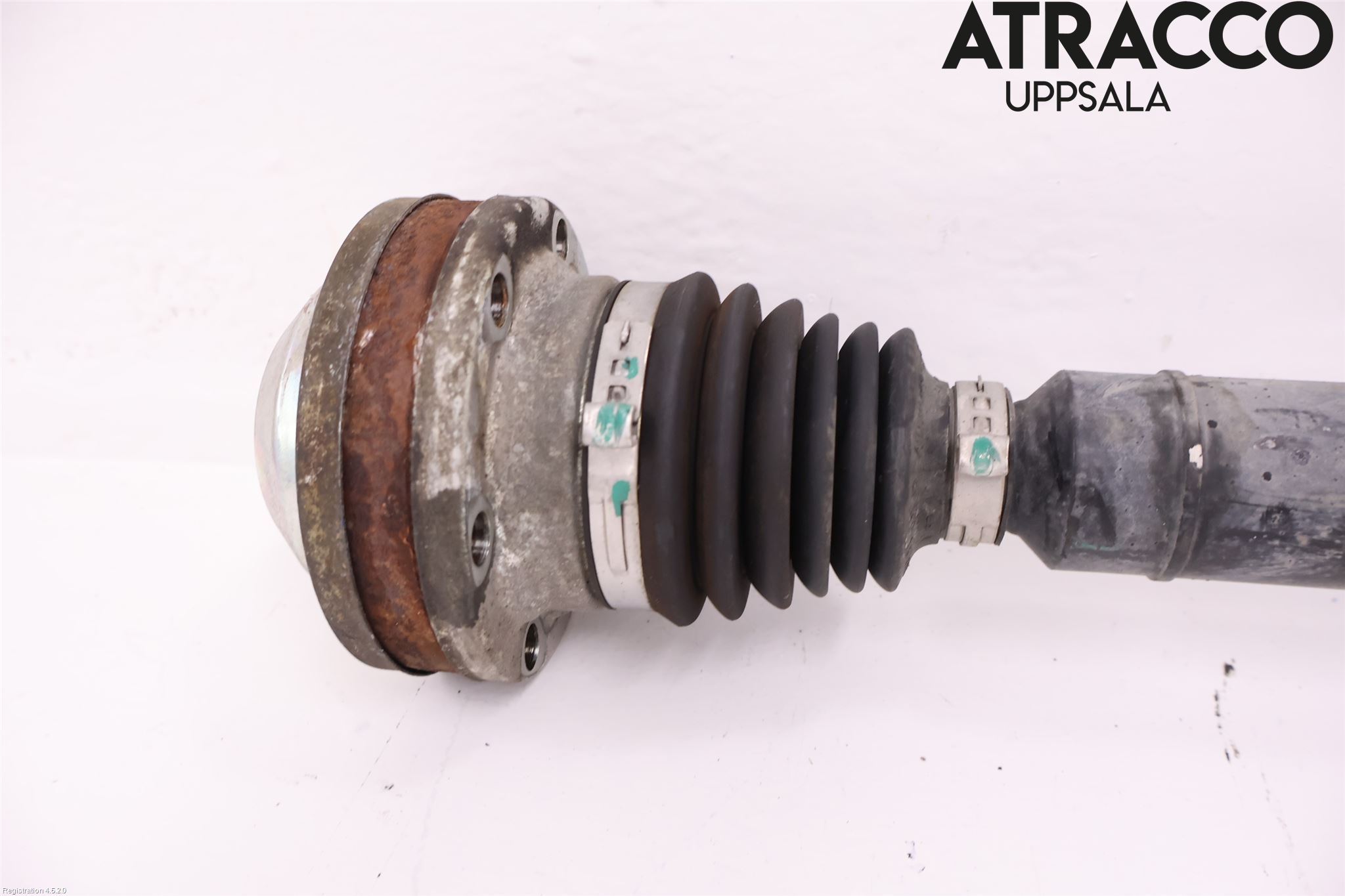 Skoda SUPERB 09-15 Drivaxel Fram Höger