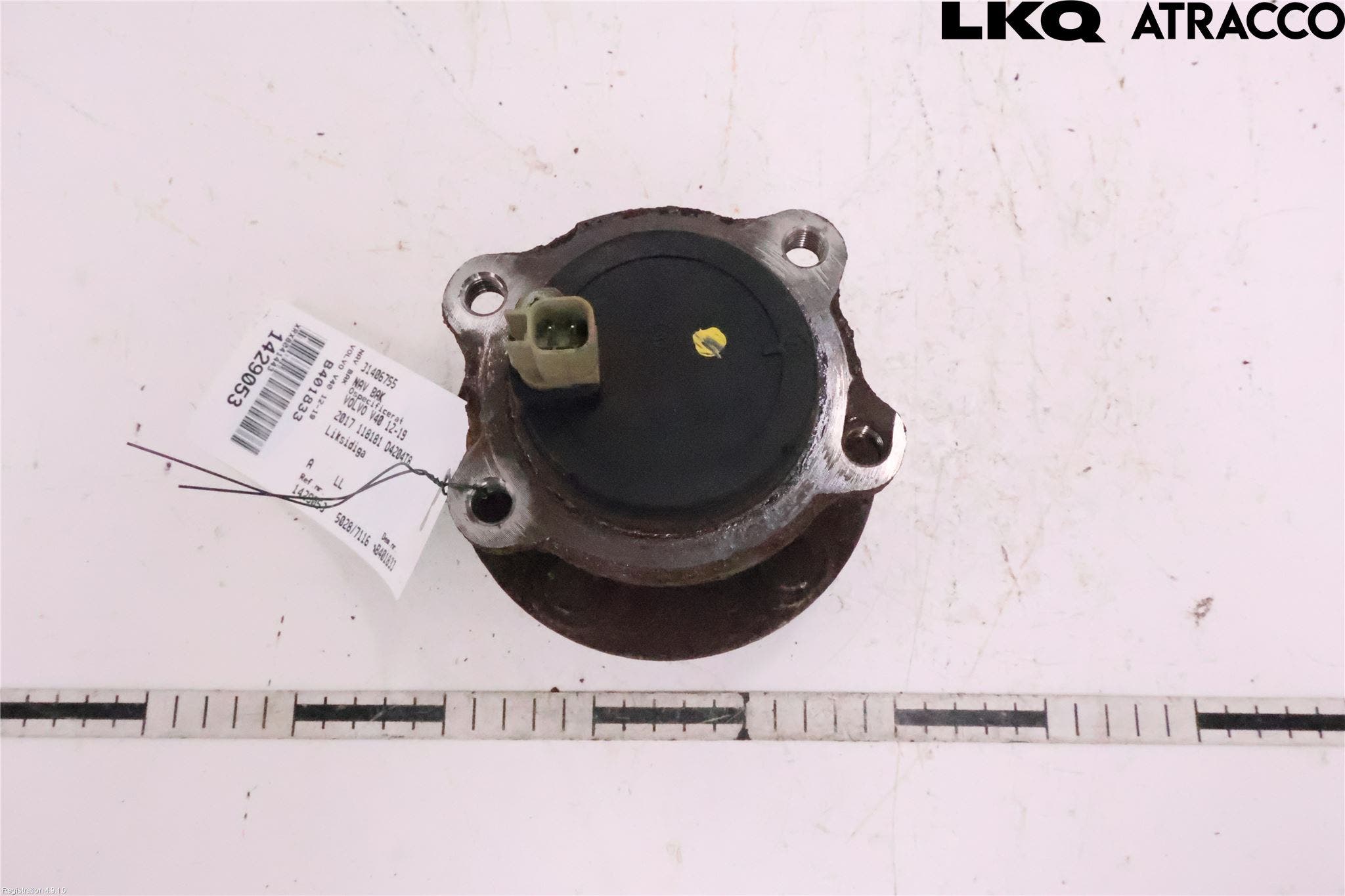 Volvo V40 12-19 Nav Bak