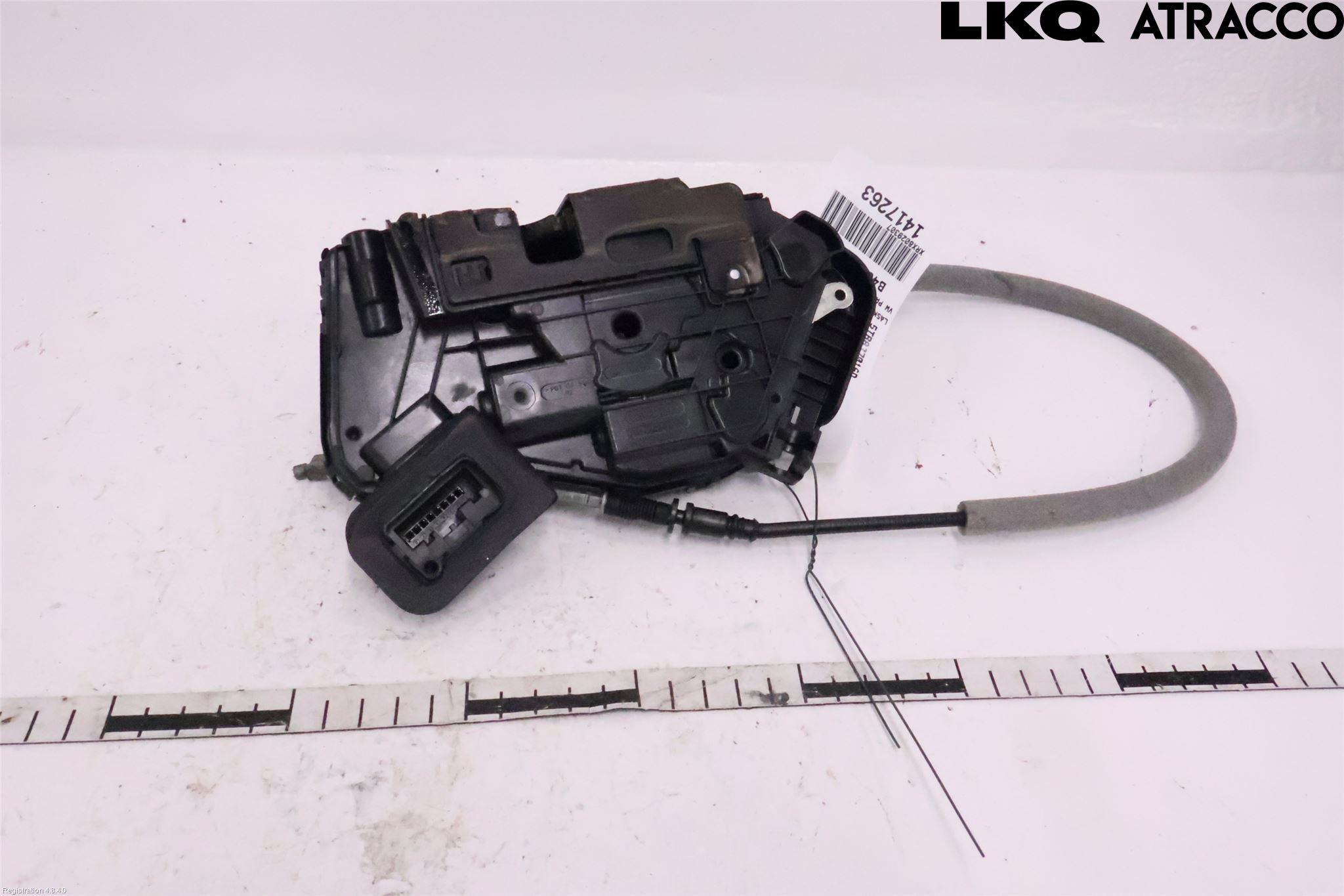Volkswagen VW PASSAT 15-19 Låskista-Dörrlås