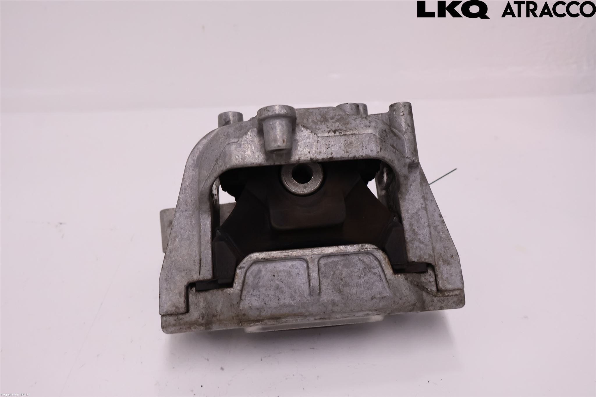 Volkswagen VW CADDY 16-20 Motorfäste