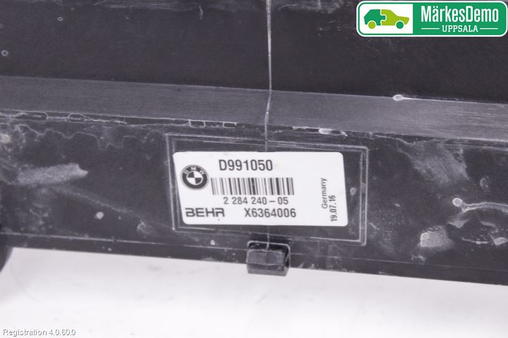 BMW 6 GRAN COUPÉ F06 12-19 Kylarfäste-Ram-Balk