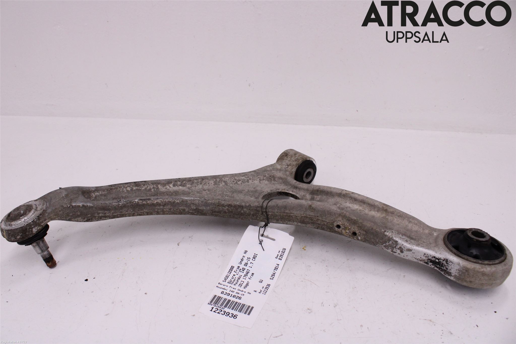 Hyundai i40 08-15 Bärarm Fram Undre Hö