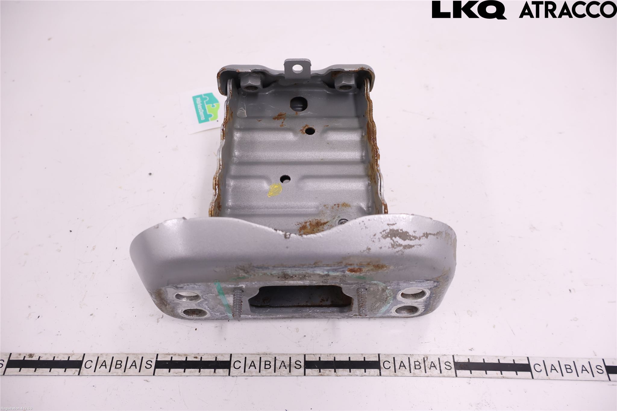 Toyota YARIS XP130 12-14 Stötfångarbärjärn Fram