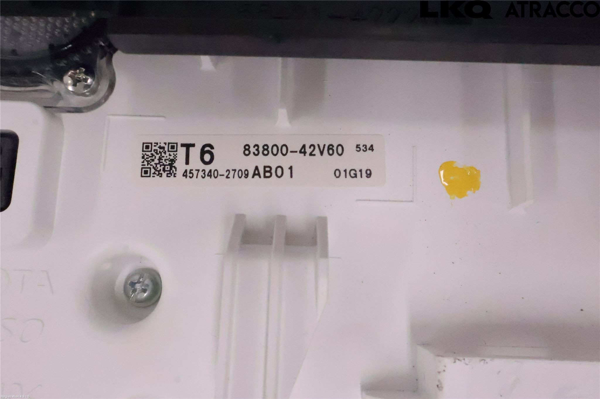 Toyota bZ4X EA10 22- Instrument Komb