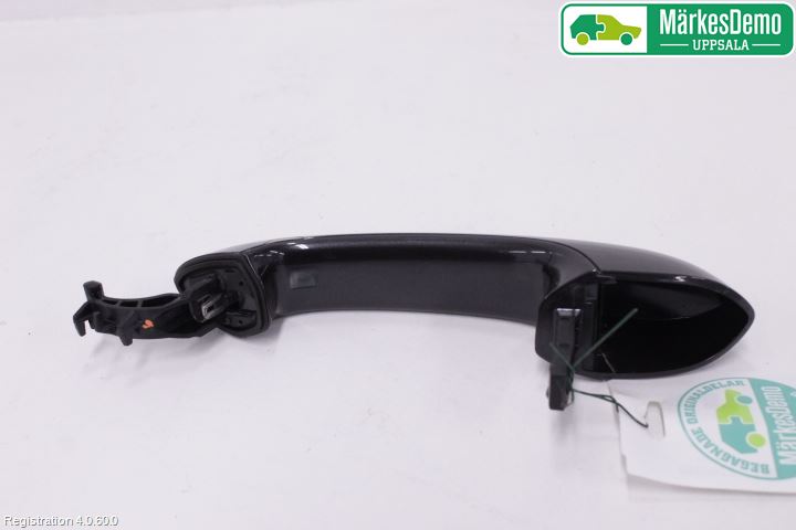 BMW 5 G30/G31/F90 17-23 Dörrhandtag Yttre Vä