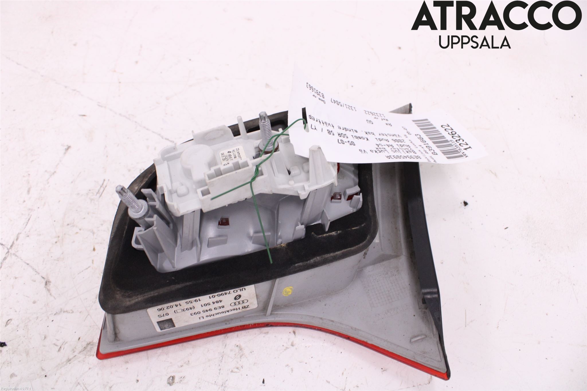 Audi A4/S4 05-07 Bakljus Lucka Vä