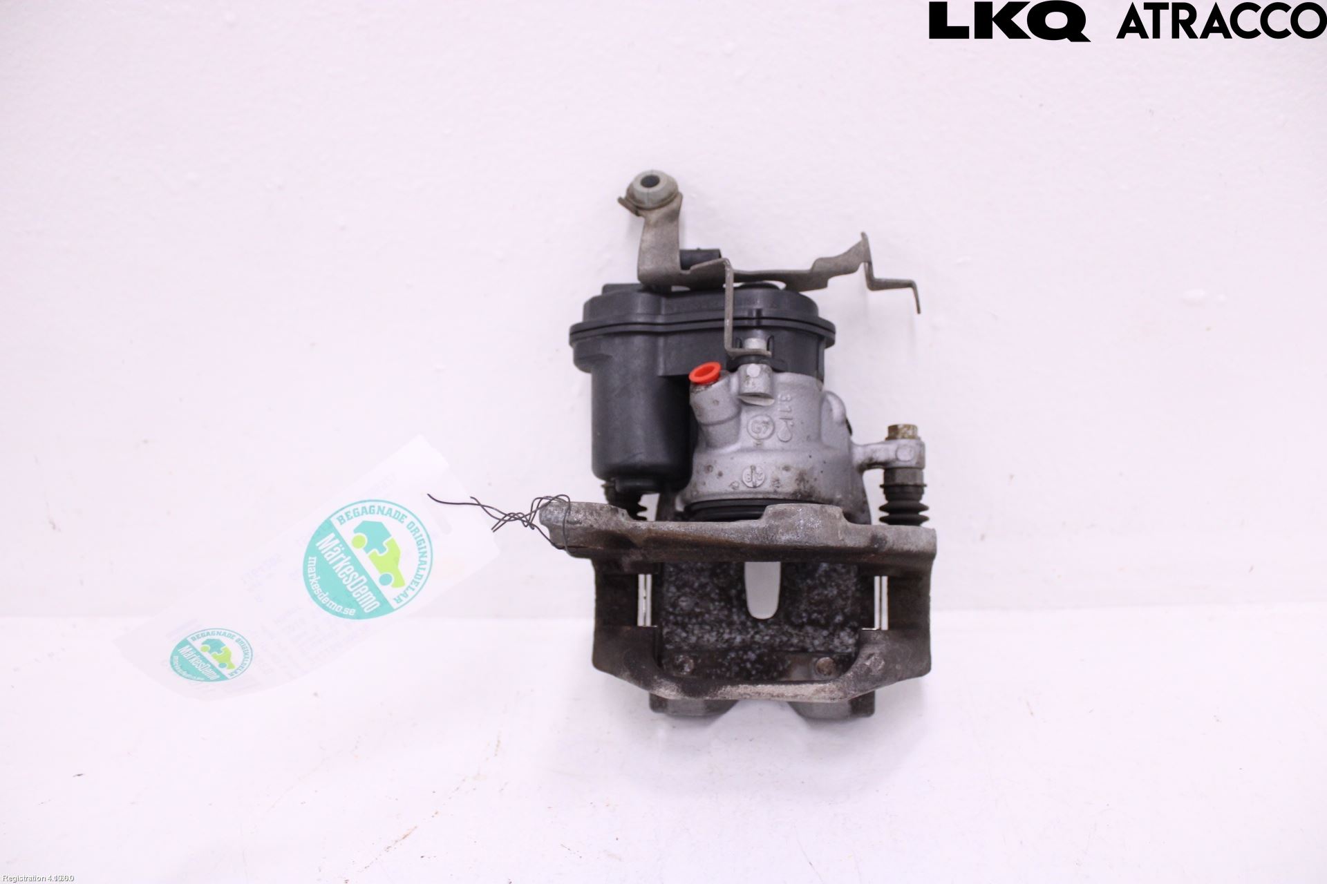 BMW 5 G30/G31/F90 17-23 Bromsok Bak Höger