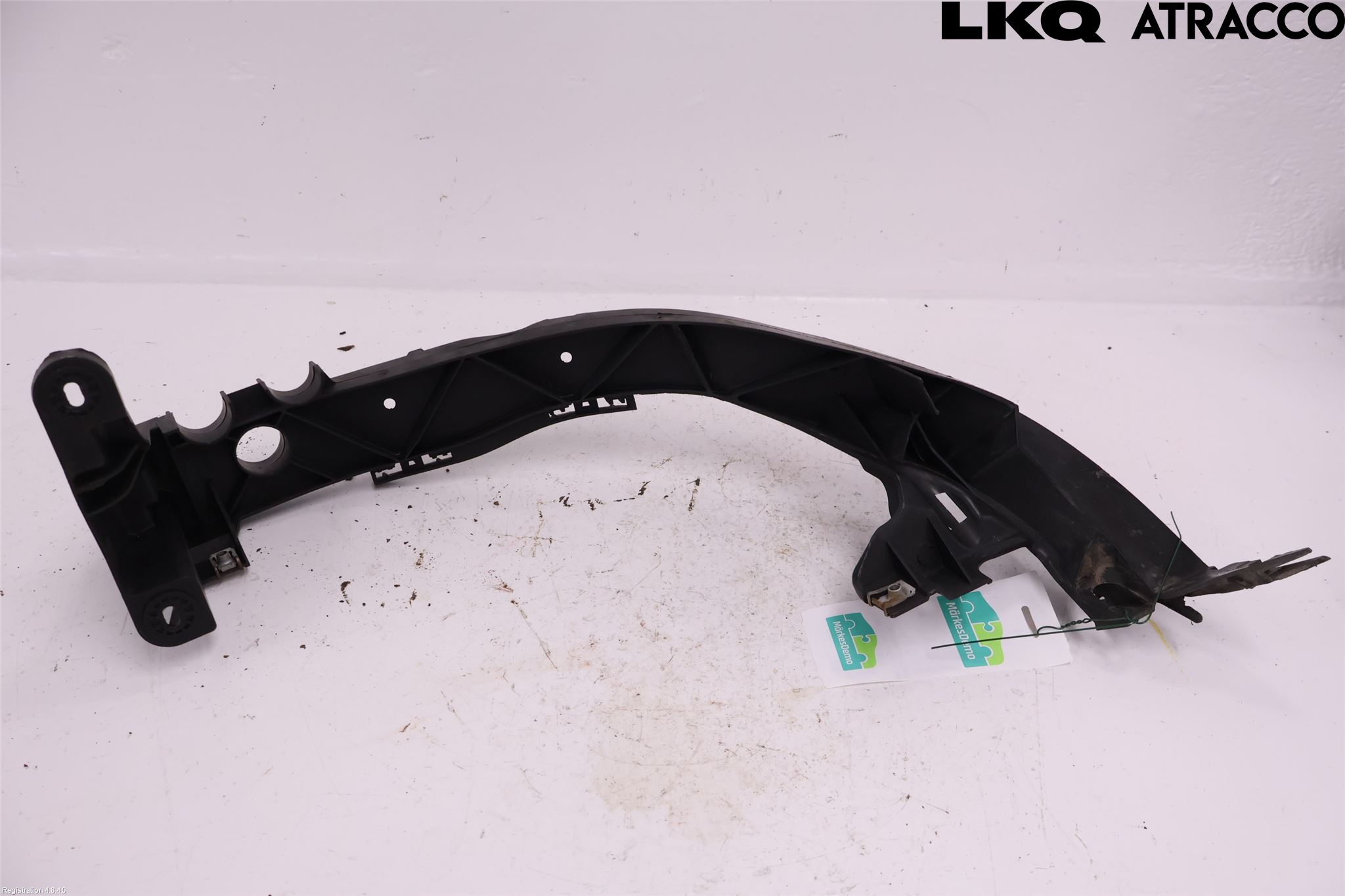 BMW 1 E87/81 5D/3D 03-11 Strålkast Fästsarg