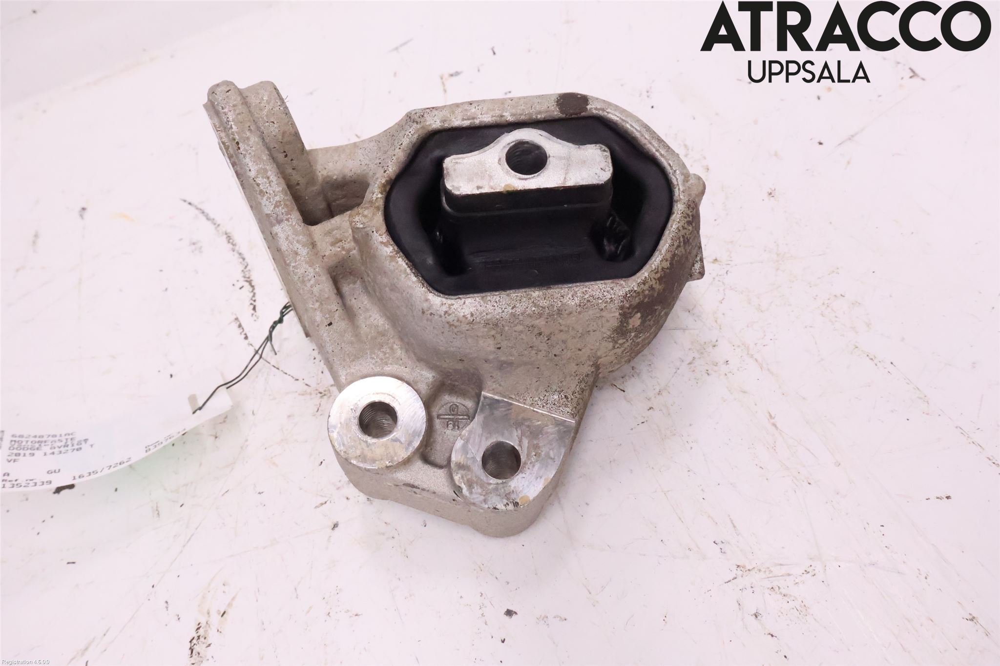 Dodge PICK UP RAM 81- Motorfäste