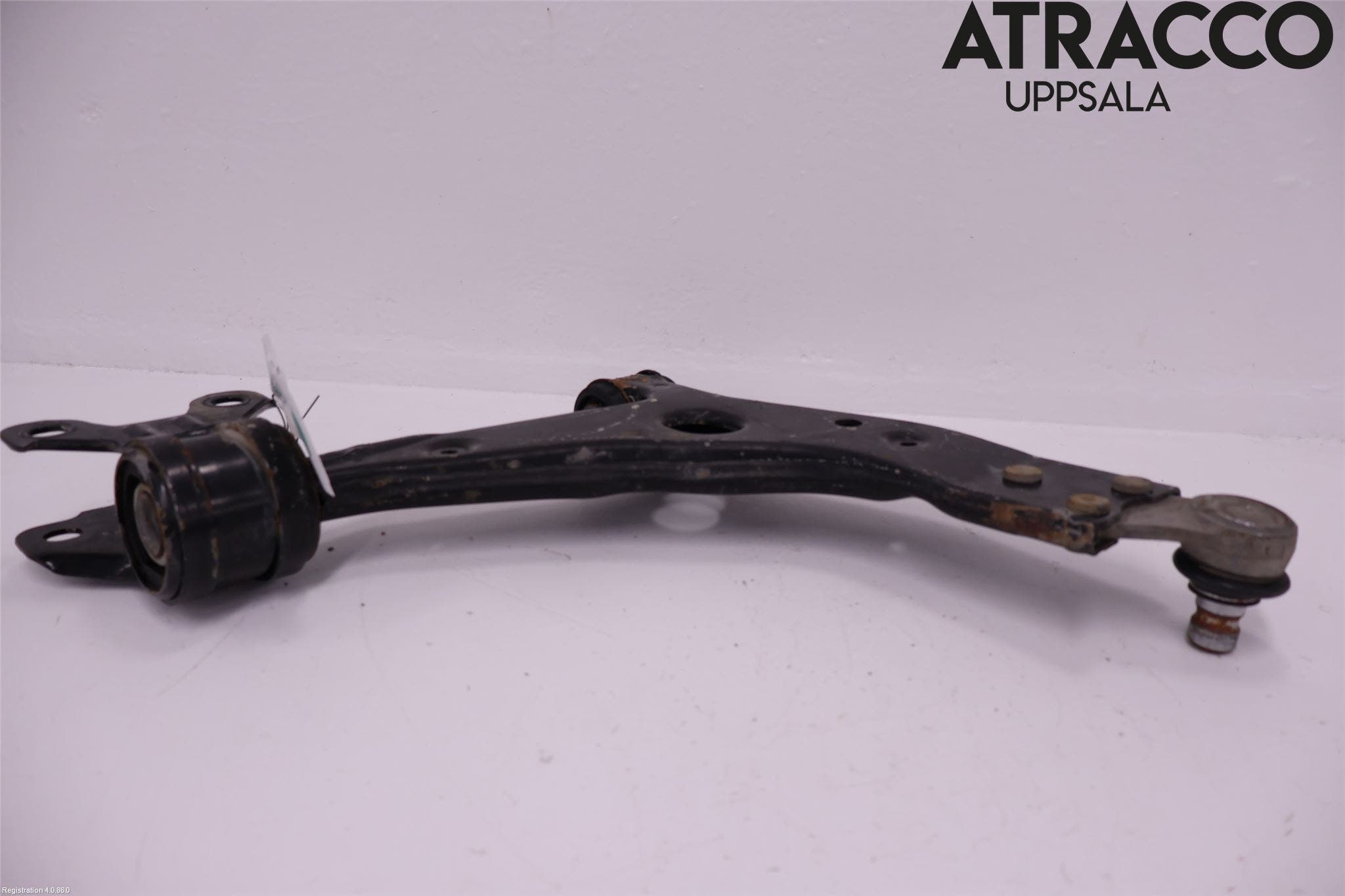 Ford KUGA 17-19 Bärarm Fram Undre Hö