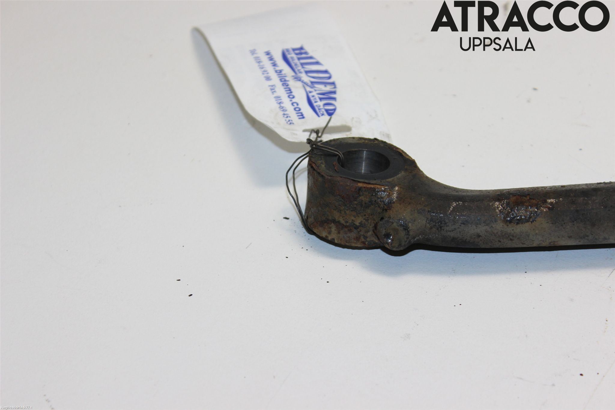 BMW X3 E83     03-10 Bärarm Fram Undre Hö