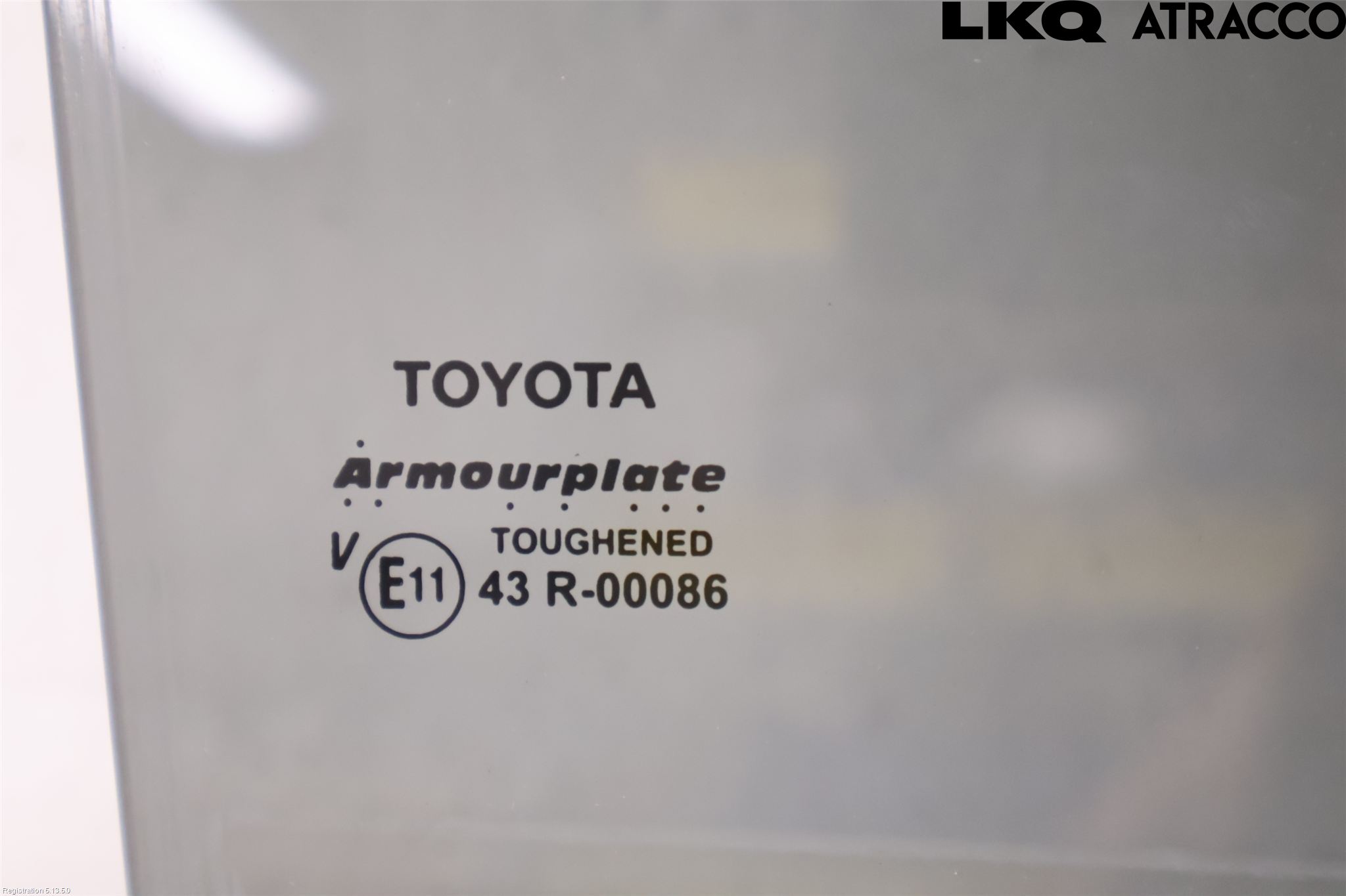Toyota HILUX 16- Dörruta Bak Höger
