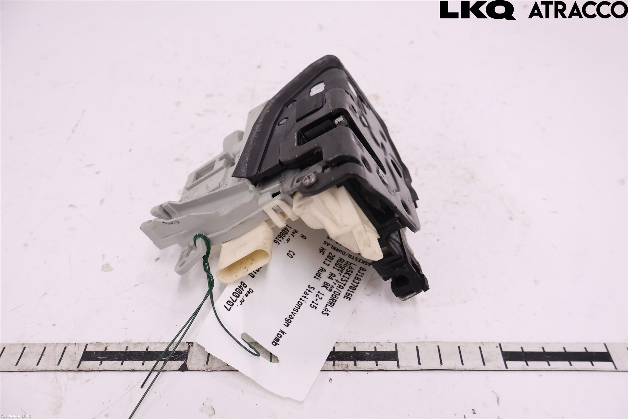 Audi A4 12-15 Låskista-Dörrlås