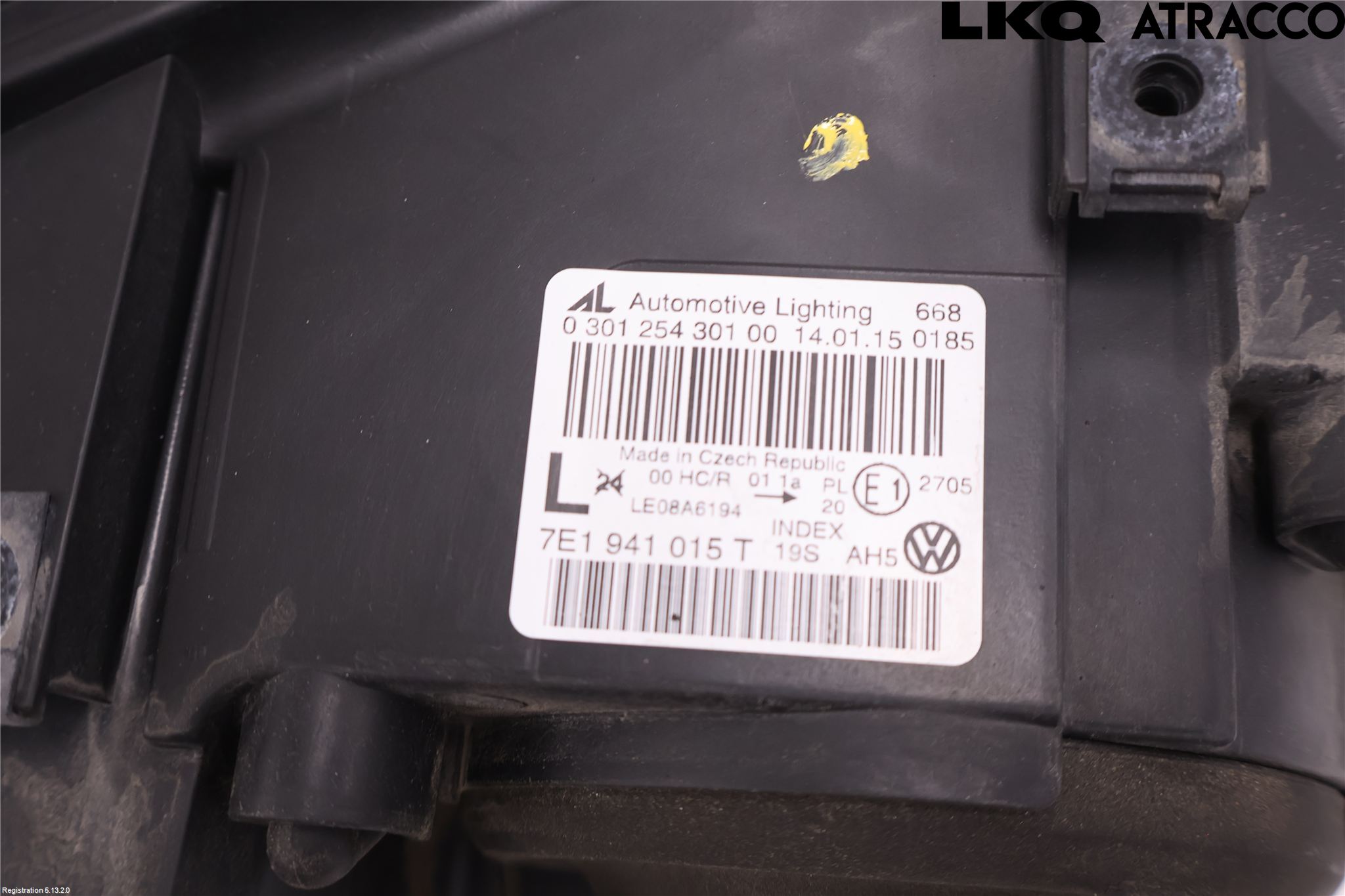 Volkswagen VW TRANSP/CARAVELLE (T5) 04-15 Strålkastare Vänster