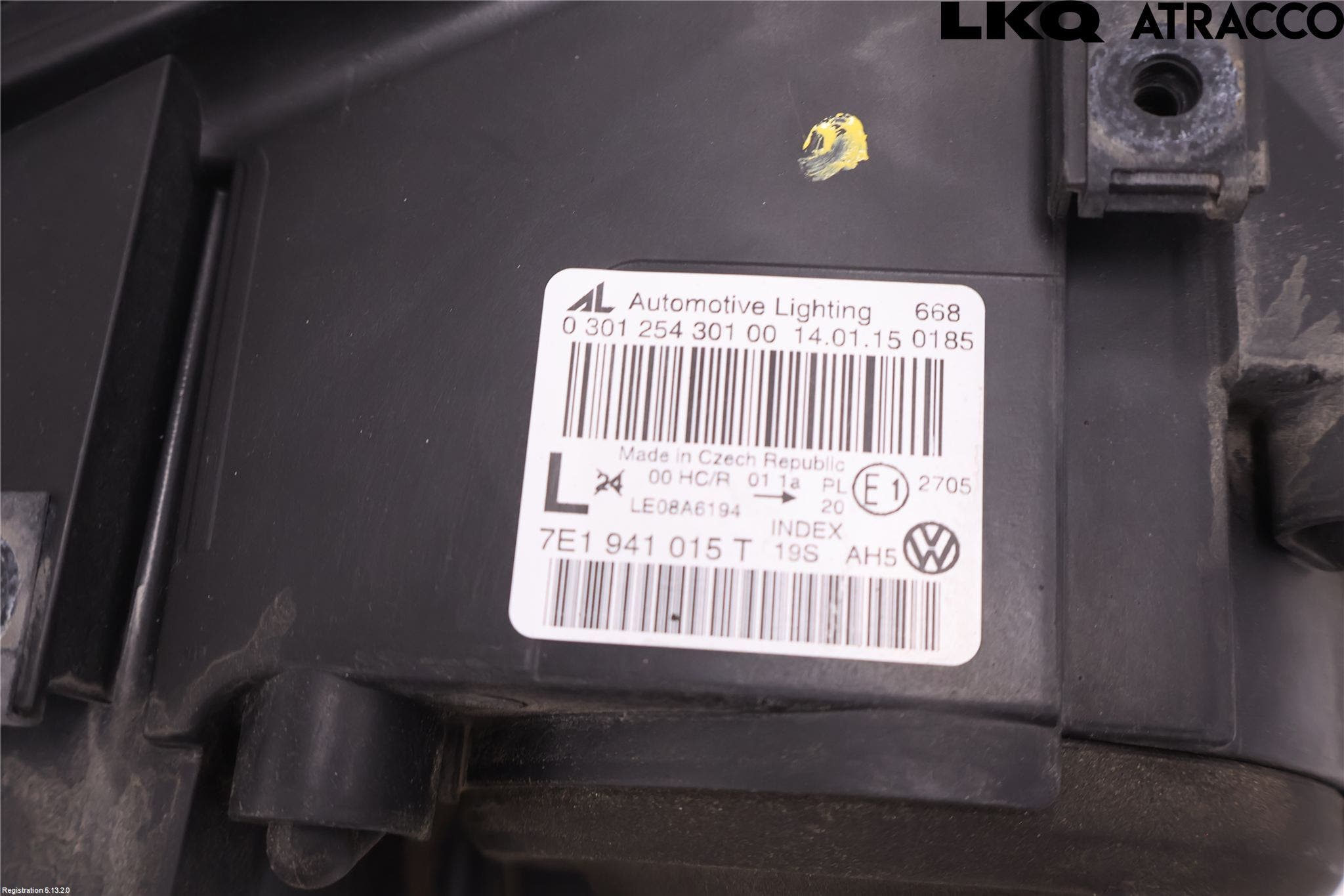 Volkswagen VW TRANSP/CARAVELLE (T5) 04-15 Strålkastare Vänster