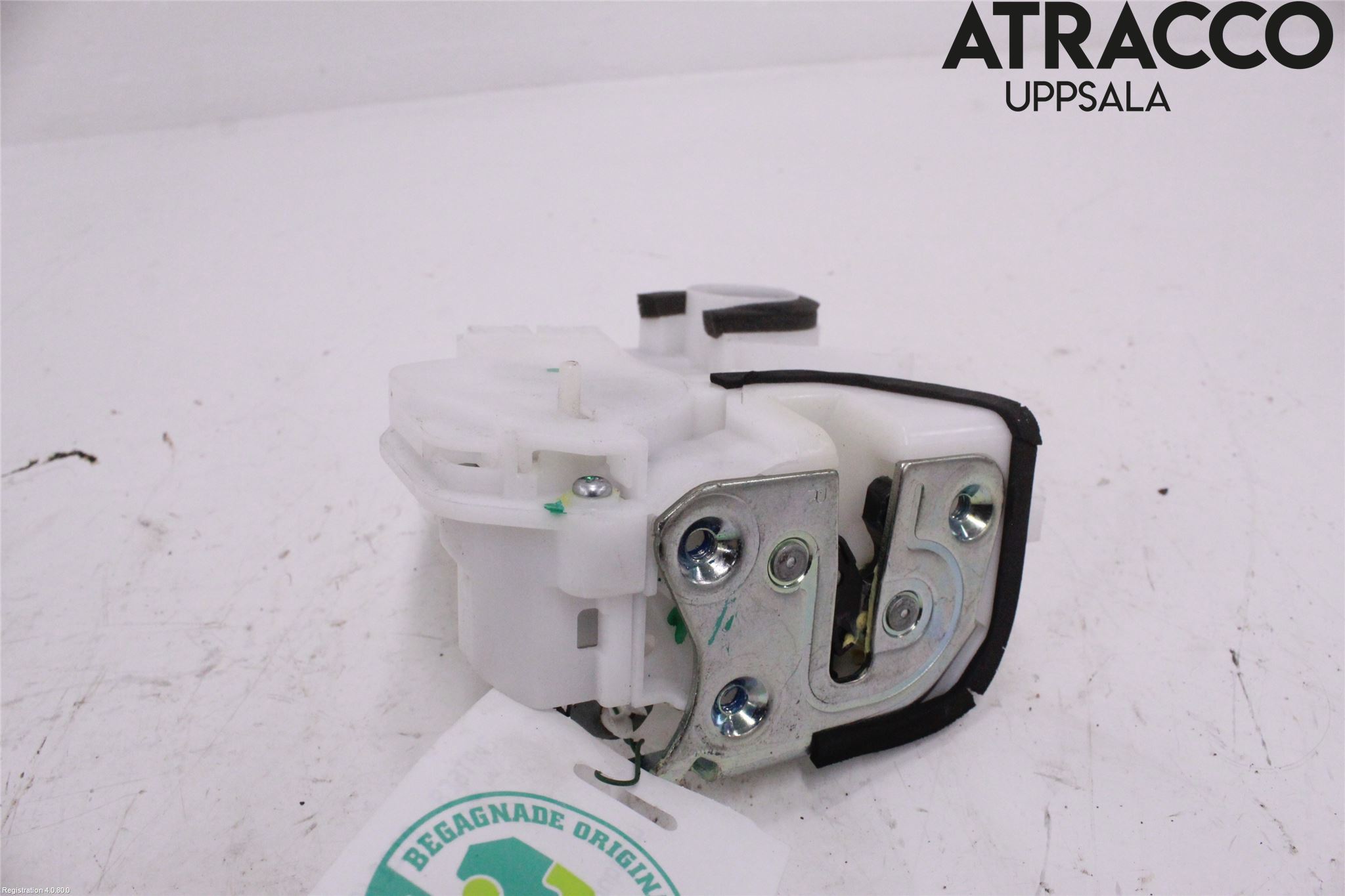 Mitsubishi L200 16-23 Låskista-Dörrlås