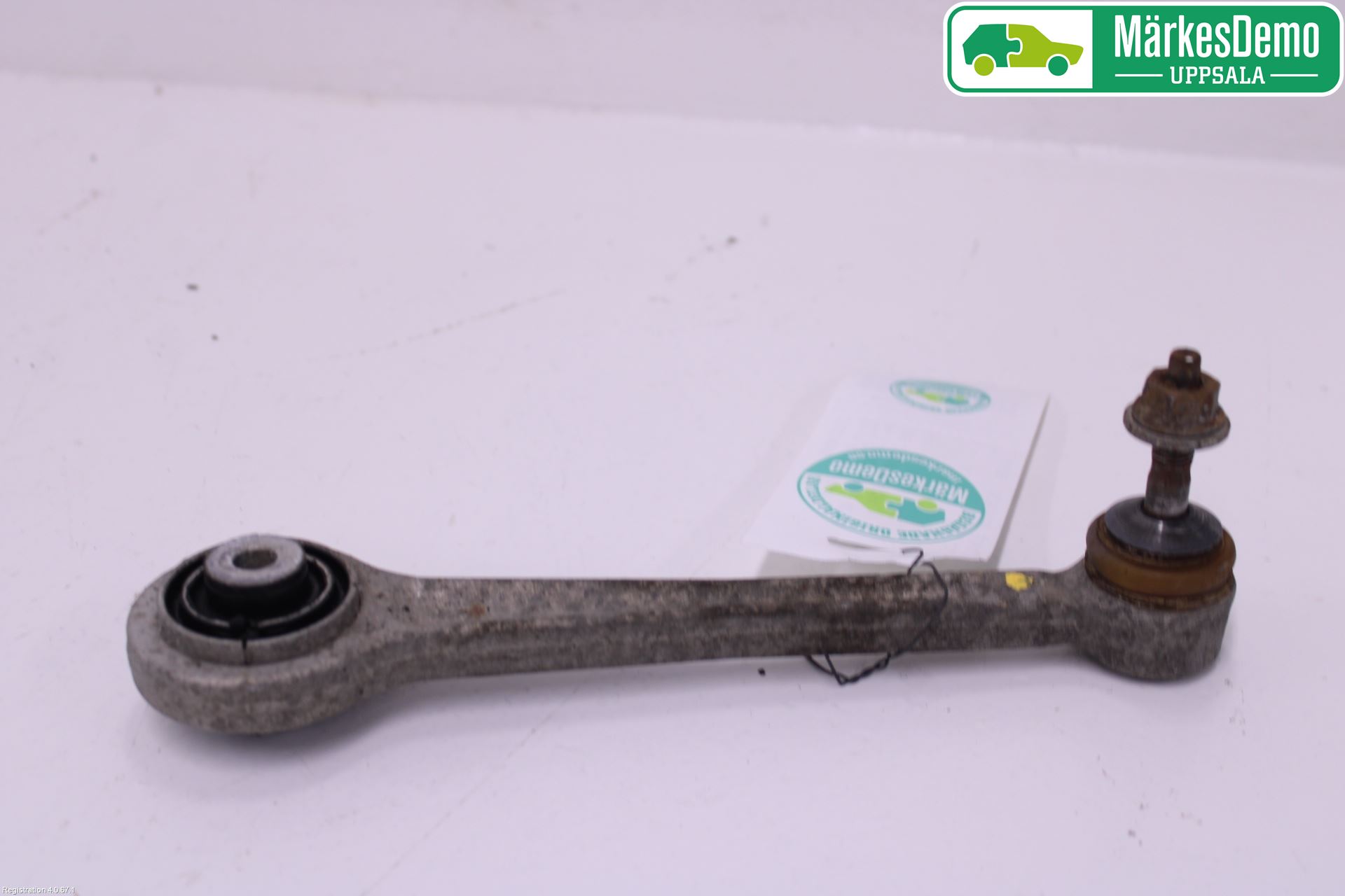 BMW 5 E60/61 Sed/Tou 02-10 Bärarm Bak Övre Höger