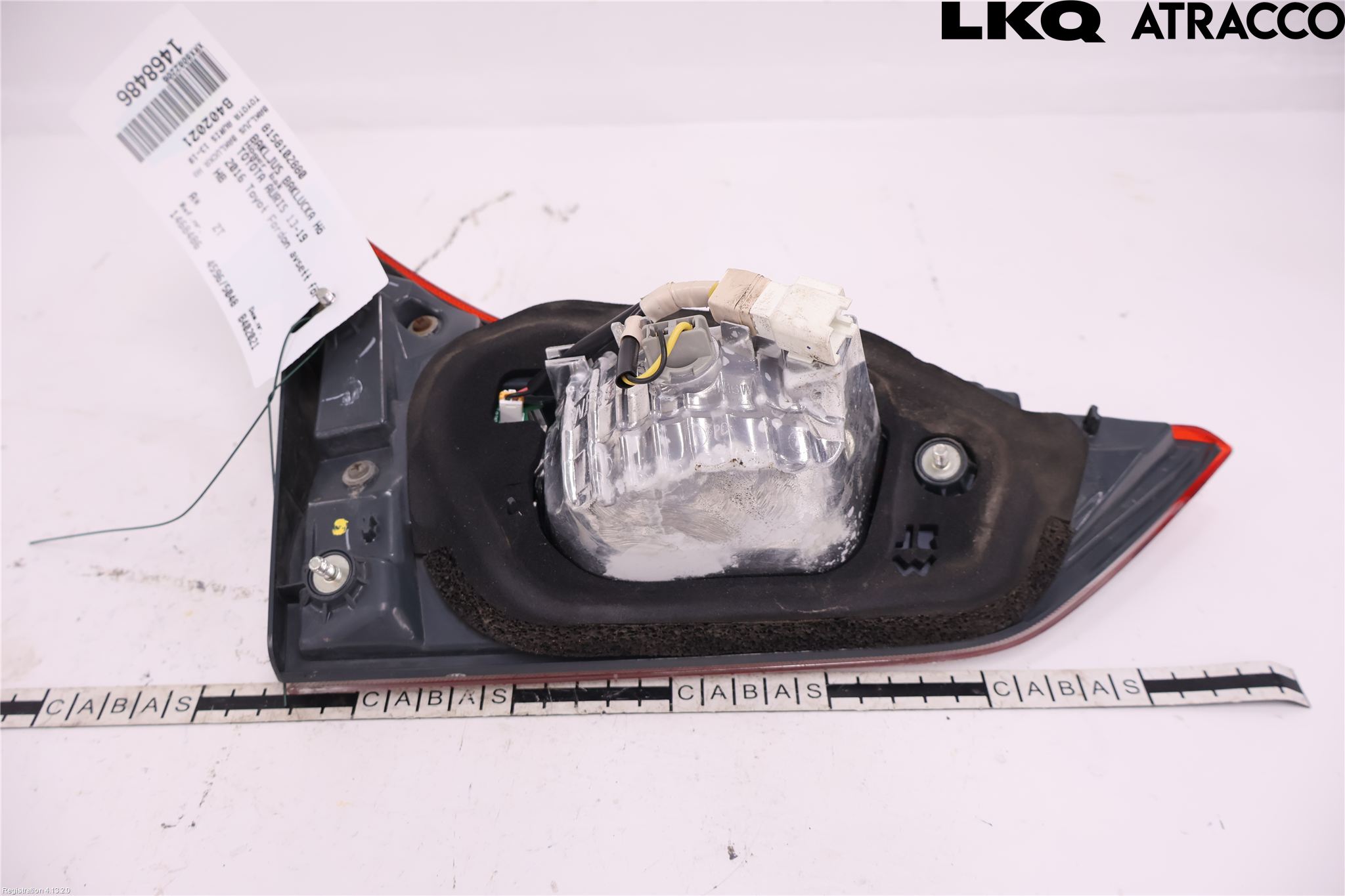 Toyota AURIS 13-19 Bakljus Lucka Hö