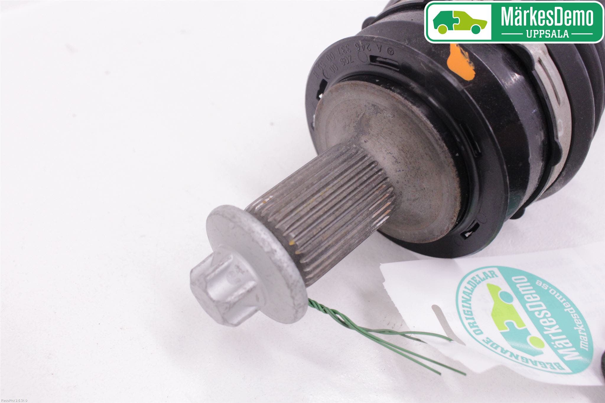 Mercedes-Benz MB B-KLASS (W246/W242) 12-19 Drivaxel Fram Vänster