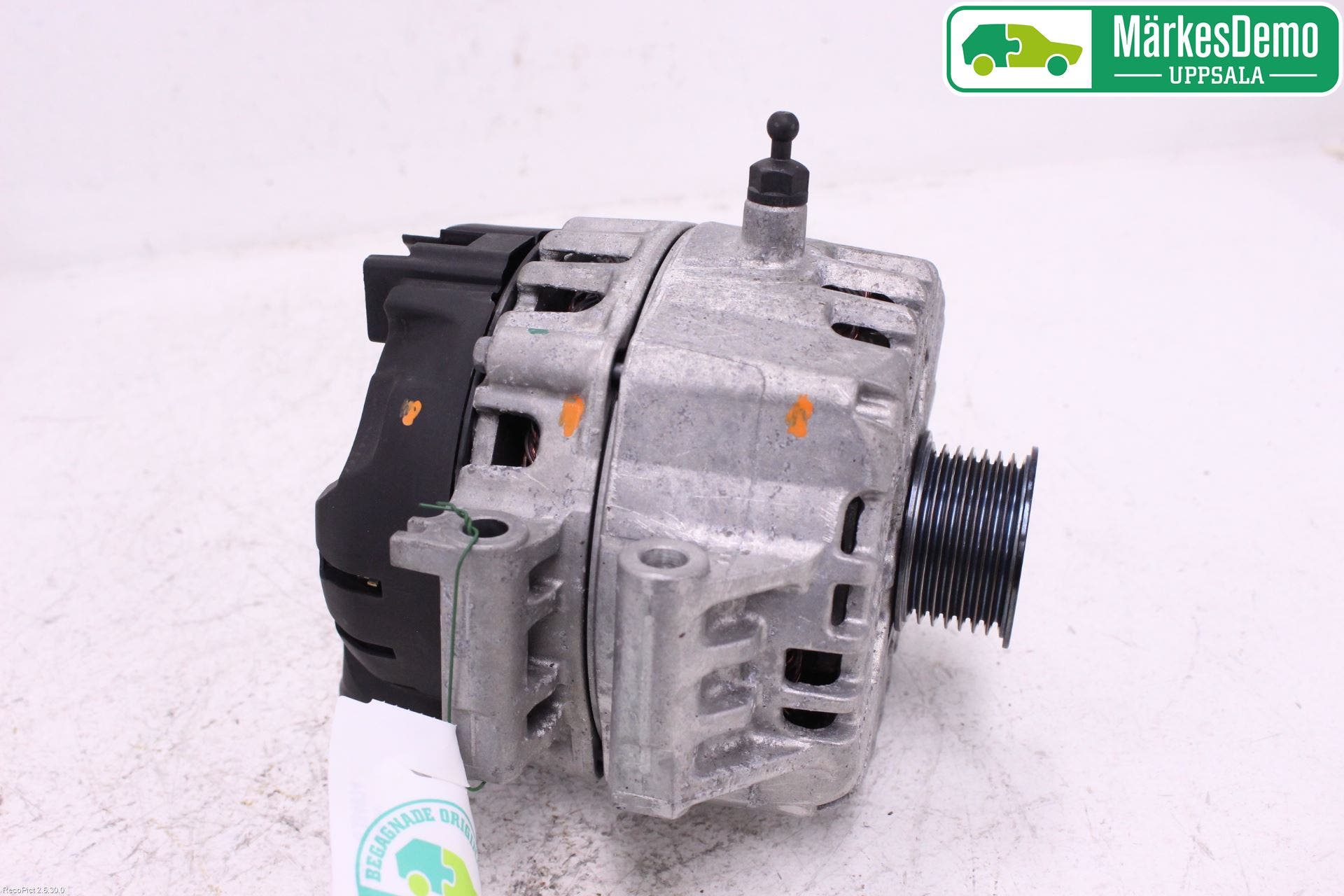 BMW 5 G30/G31/F90 17-23 Generator