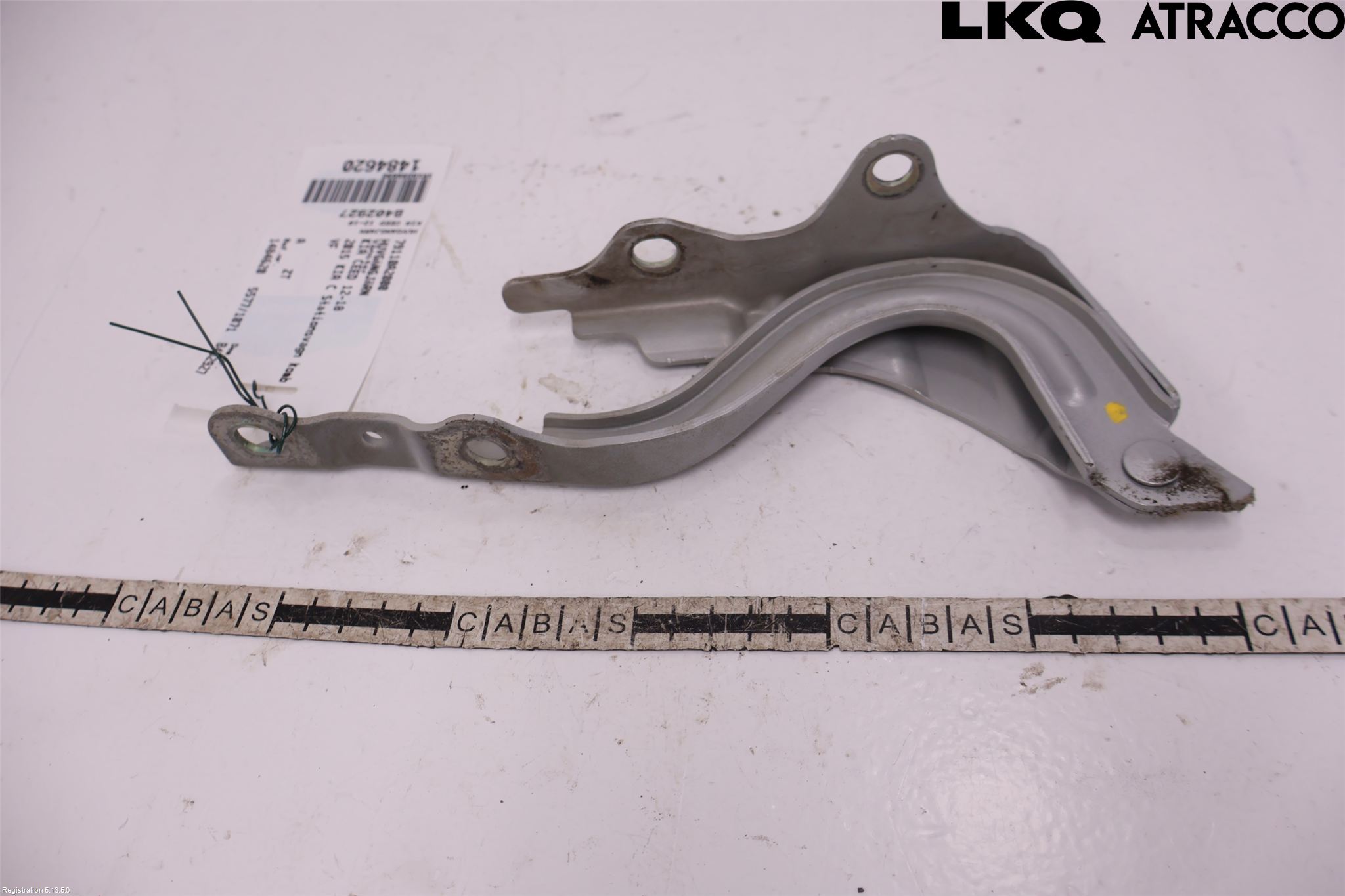 Kia CEED 12-18 Huvgångjärn