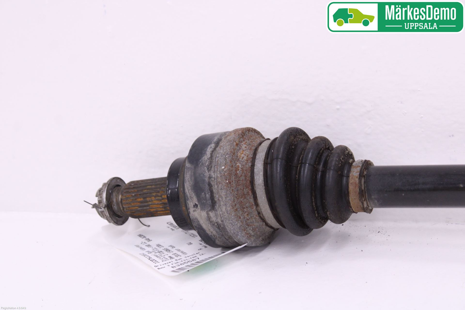 BMW 3 F30/F31/F80 12-19 Drivaxel Bak Vänster