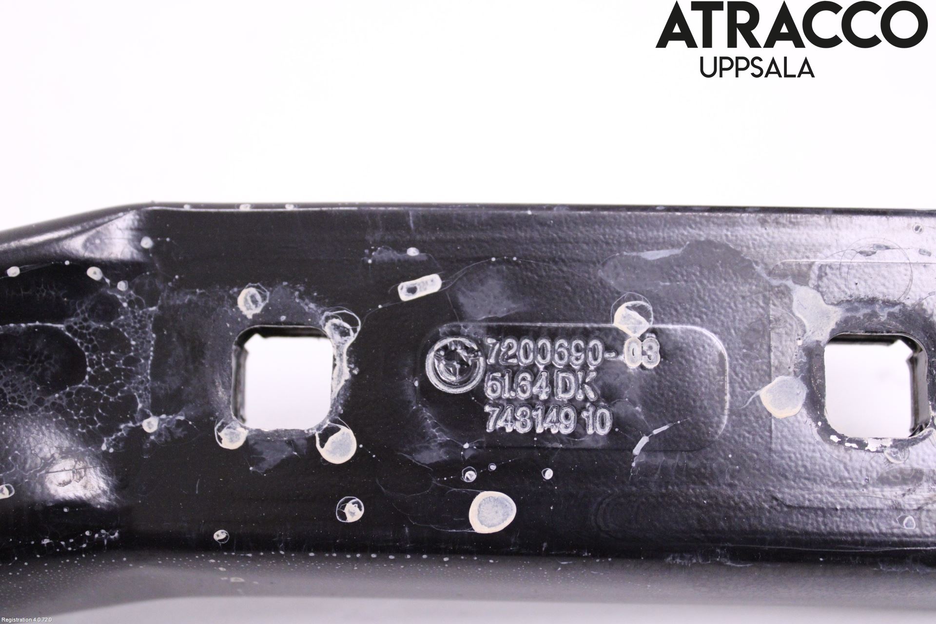 BMW 5 F10/F11/F18 09-17 Front Huvlåsplåt-Balk