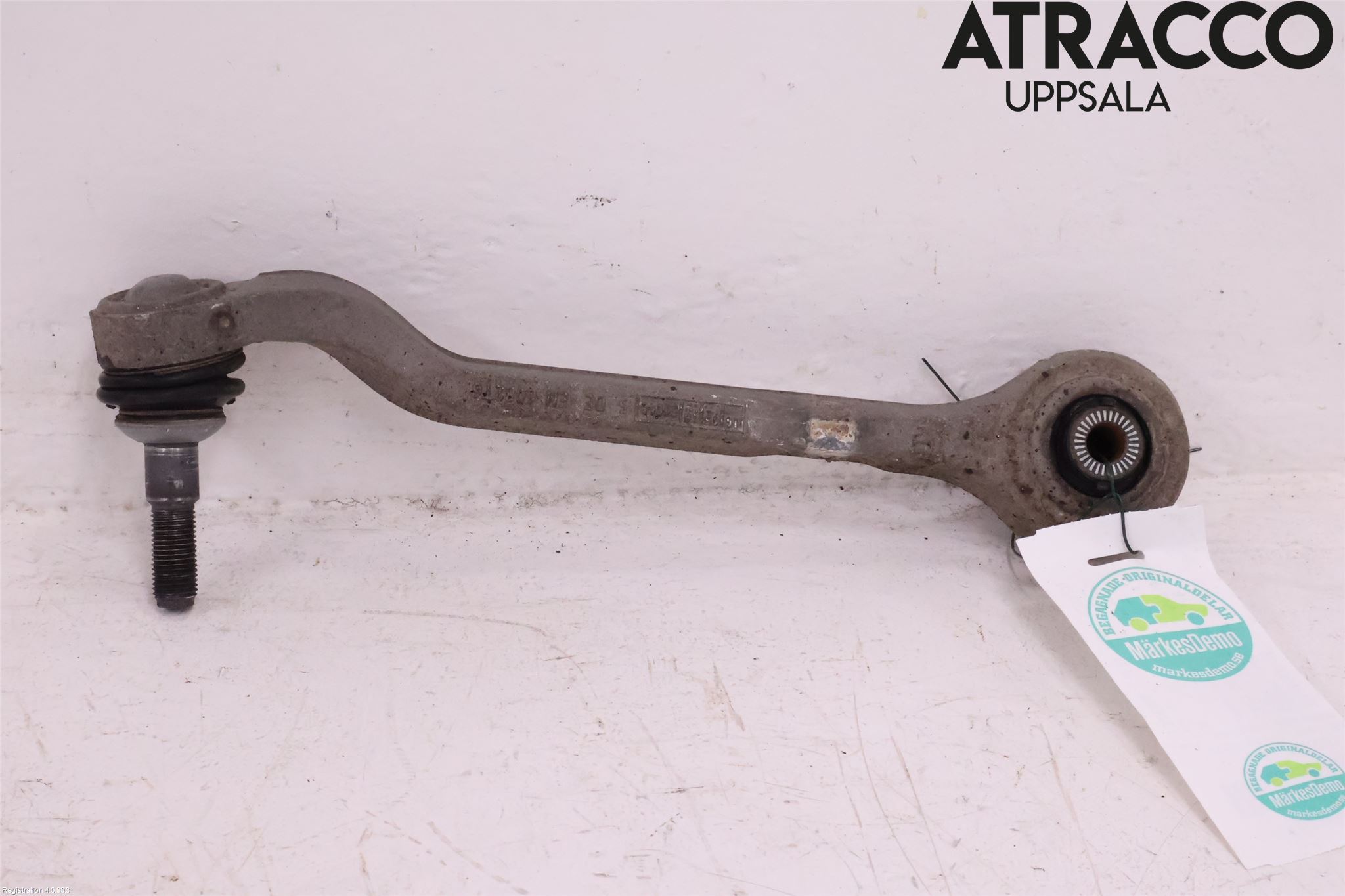 BMW 3 F30/F31/F80 12-19 Bärarm Fram Undre Hö