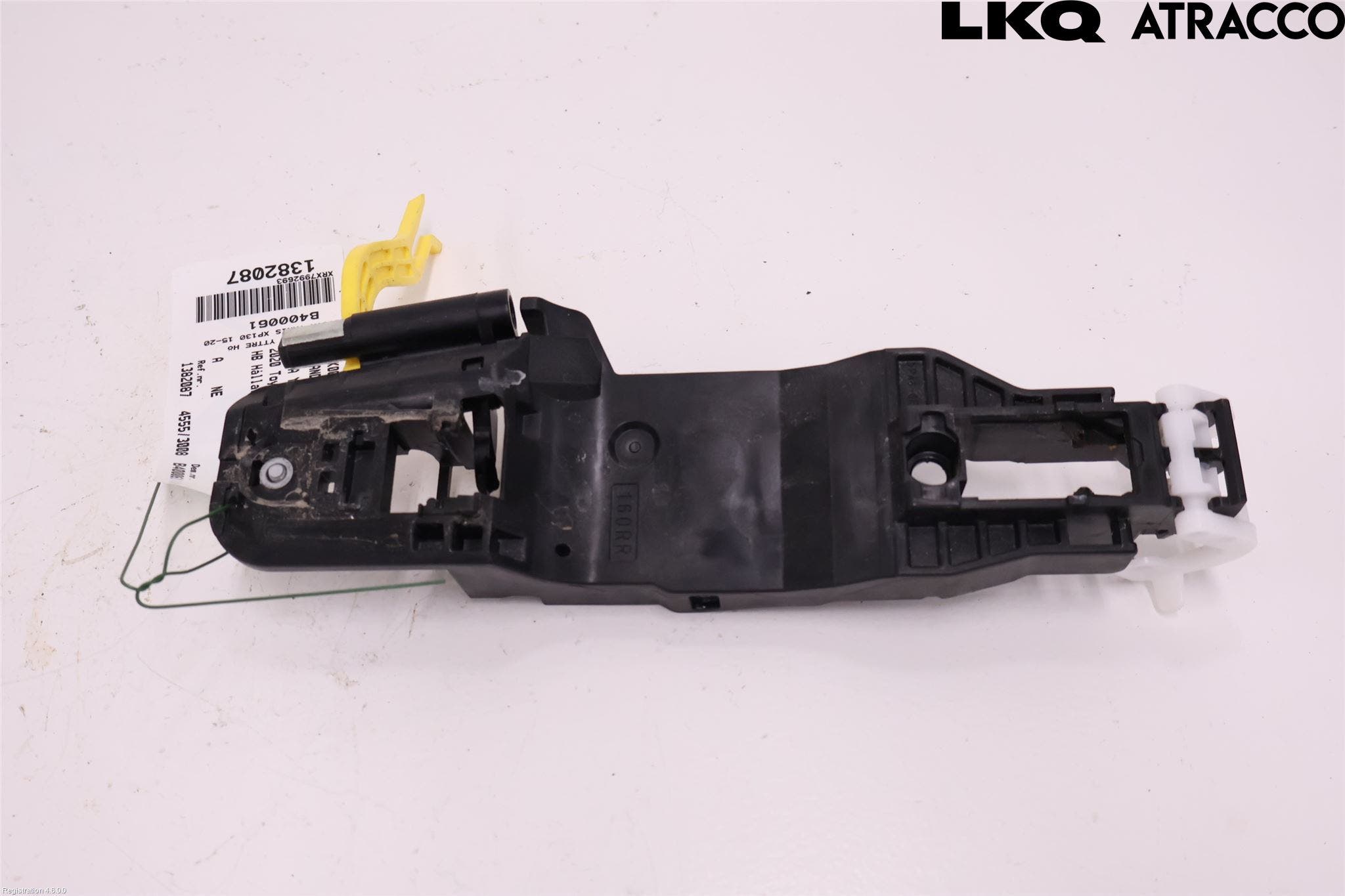 Toyota YARIS XP21 20- Dörrhandtag Yttre Hö