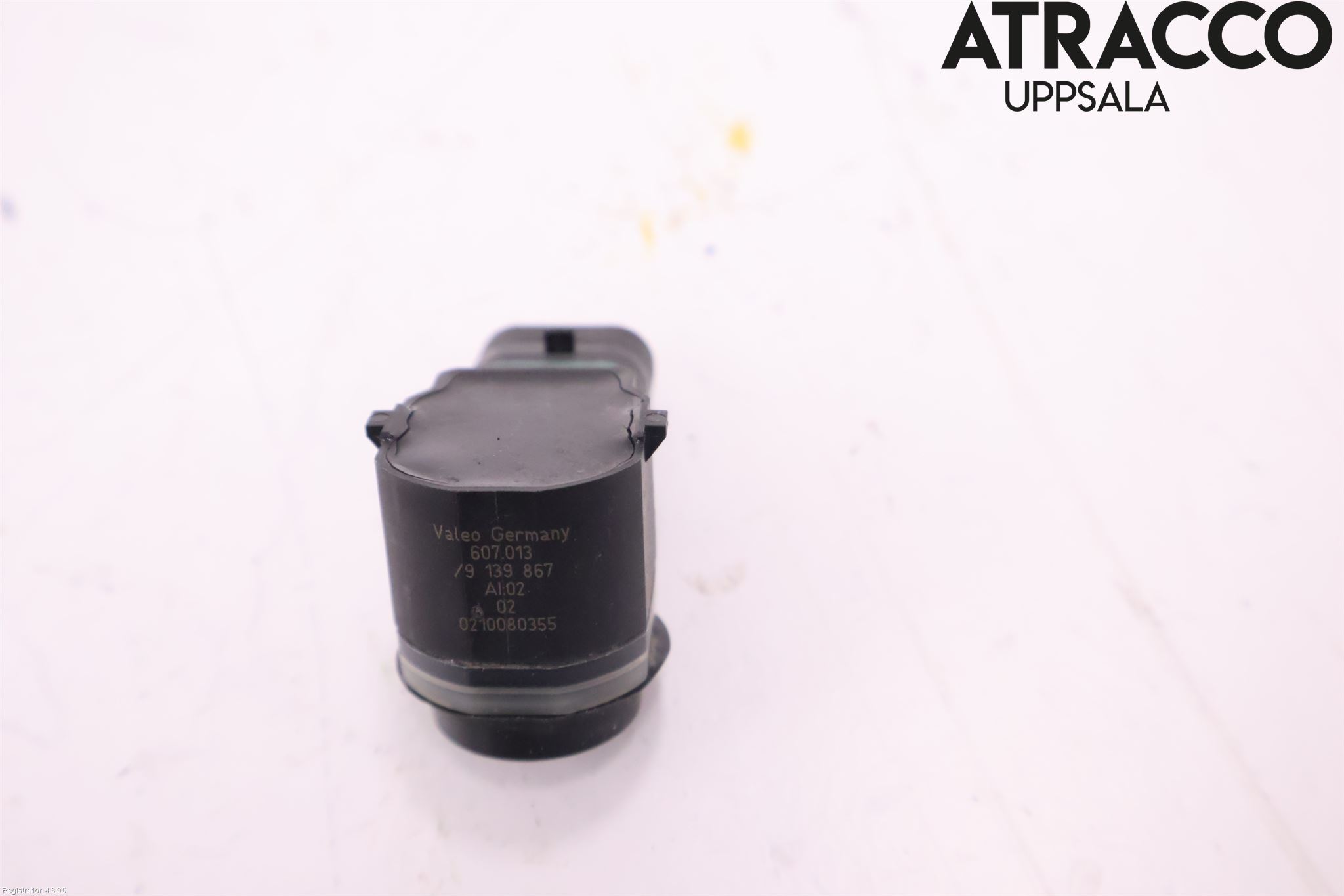BMW X3 E83     03-10 Parkeringshjälp Frontsensor