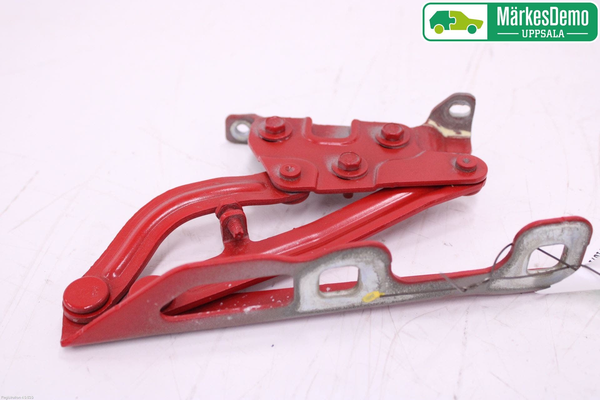 Opel CORSA E 15-19 Huvgångjärn