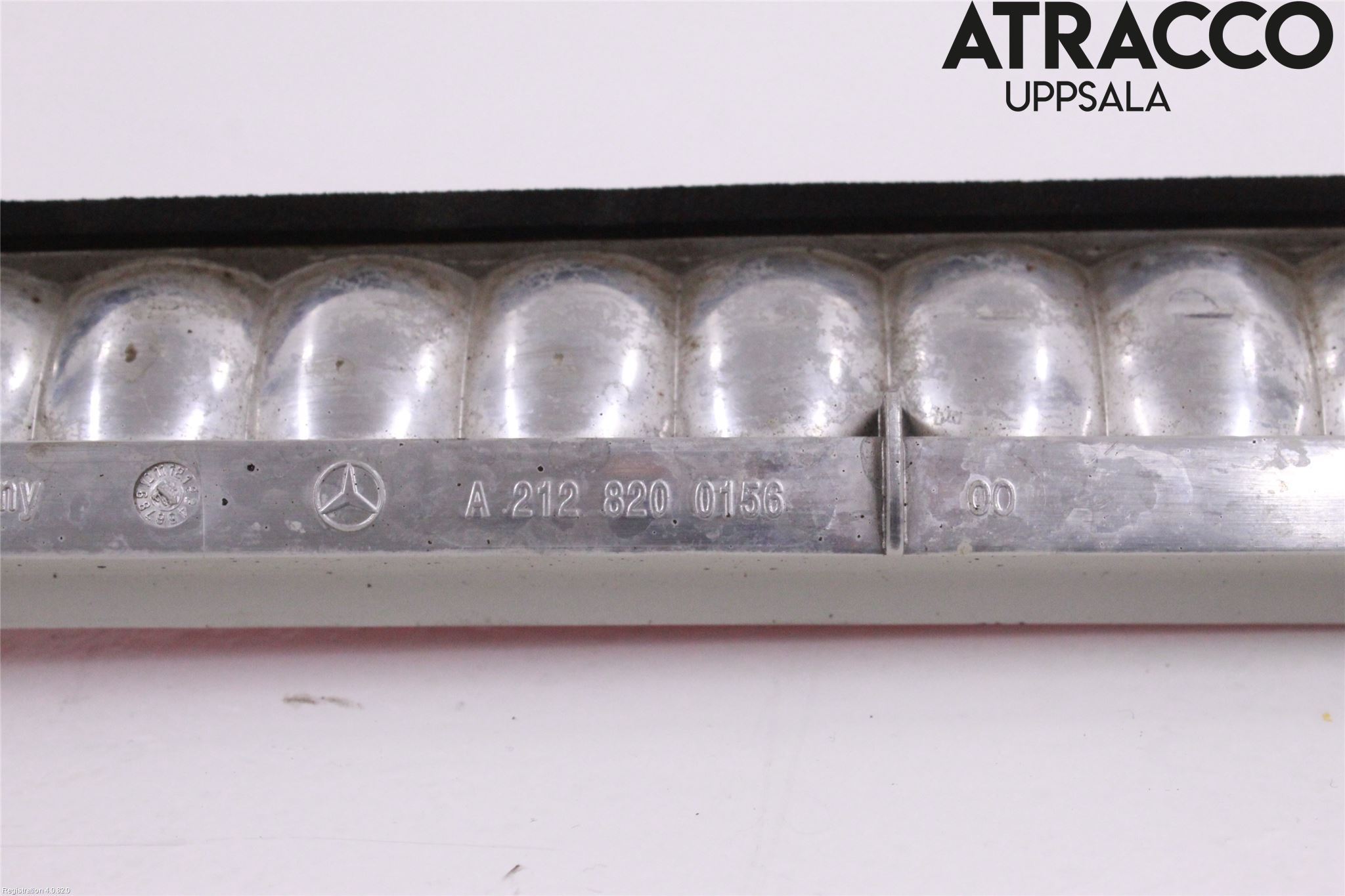 Mercedes-Benz MB E-KLASS (W212) 09-16 Bromsljus Bakruta