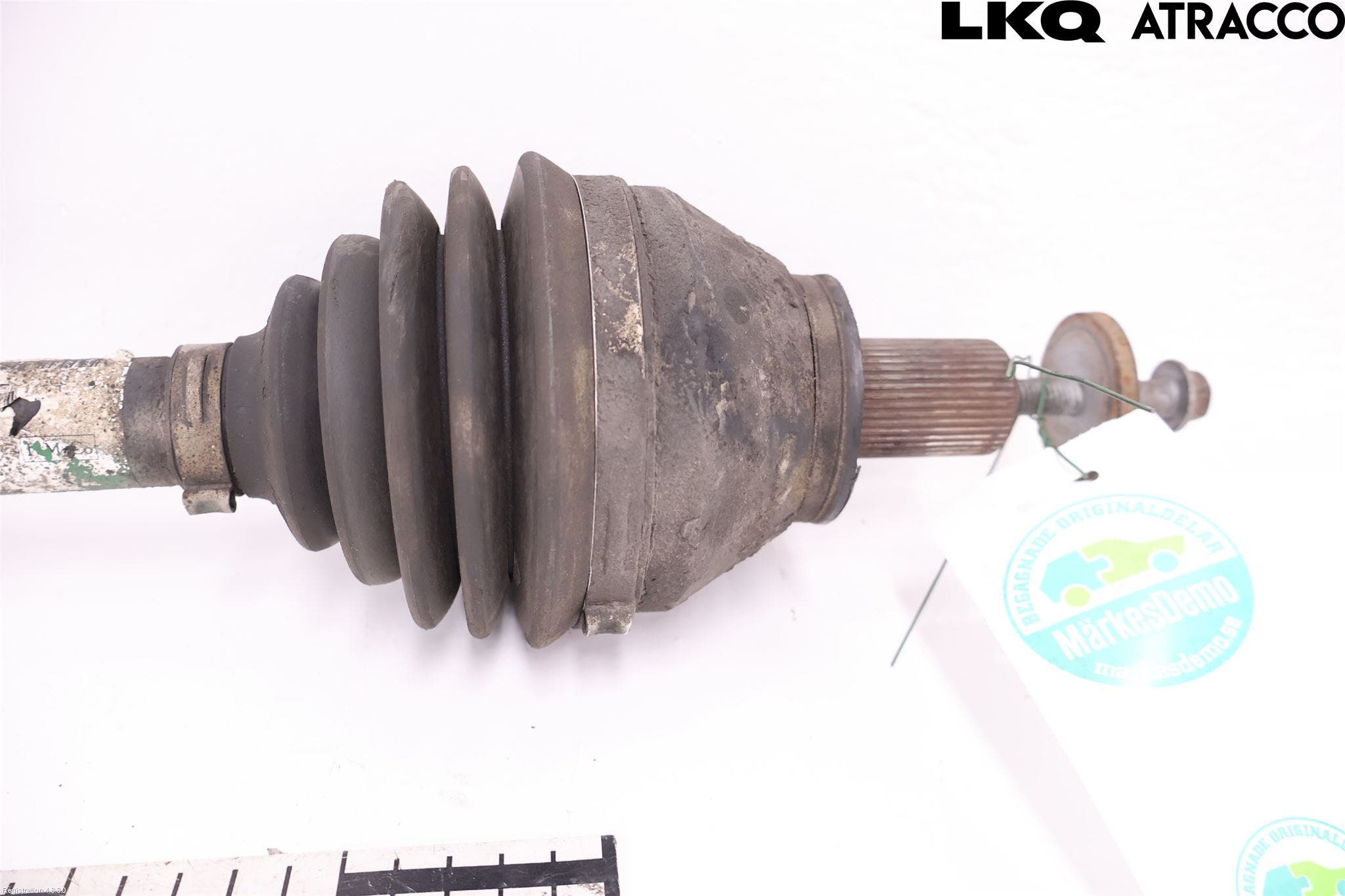 Volvo V60 11-13 Drivaxel Fram Höger