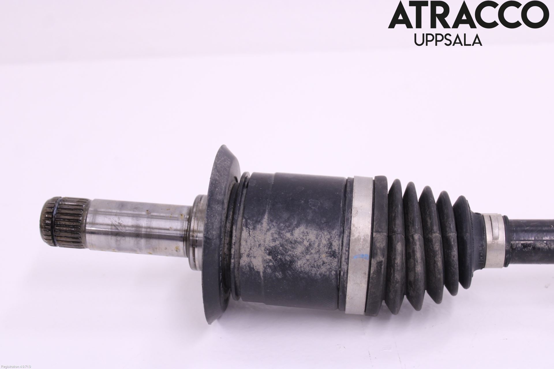 BMW 1 F40 19- Drivaxel Bak Höger