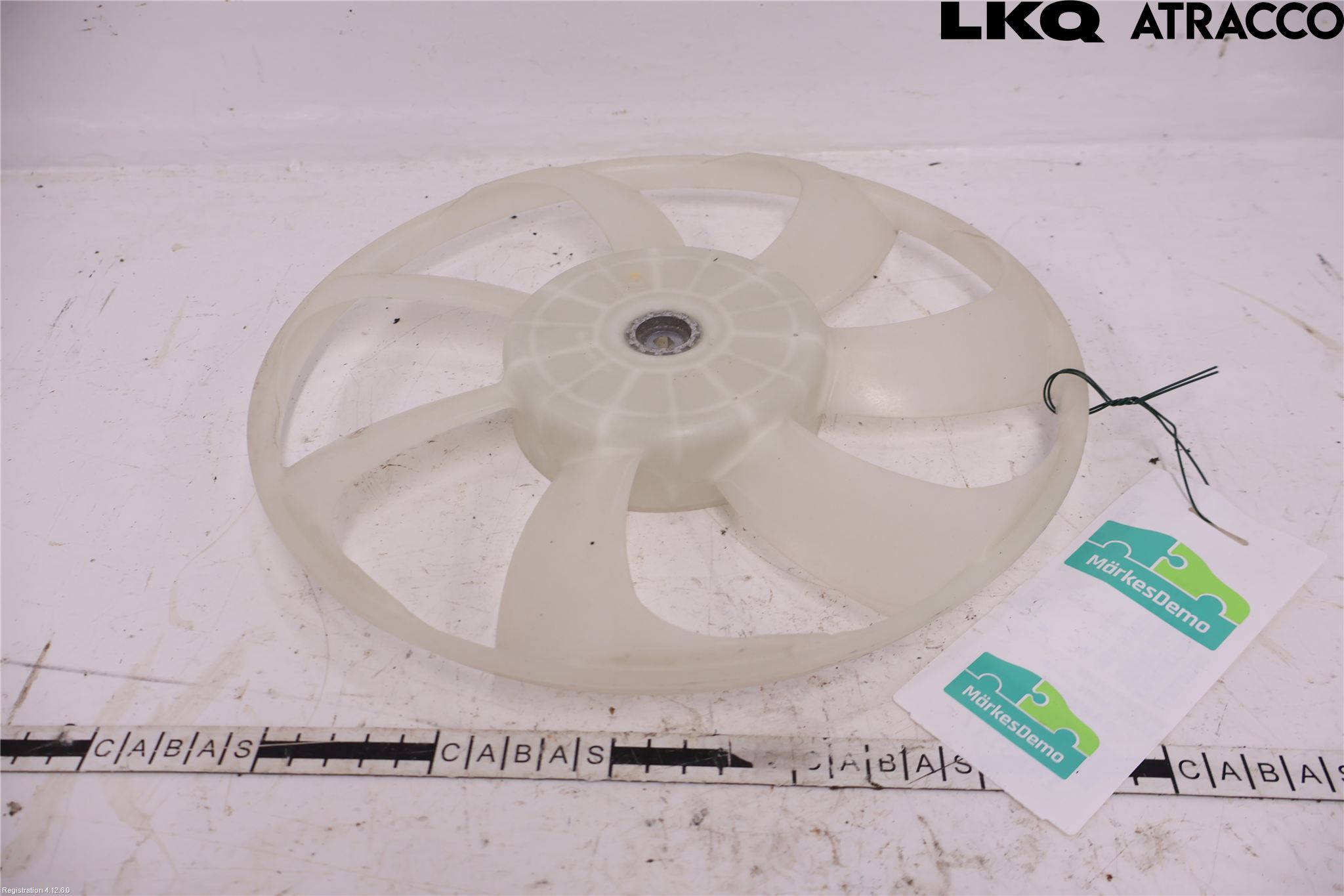 Toyota AURIS 13-19 Kylfläkt-Vinge