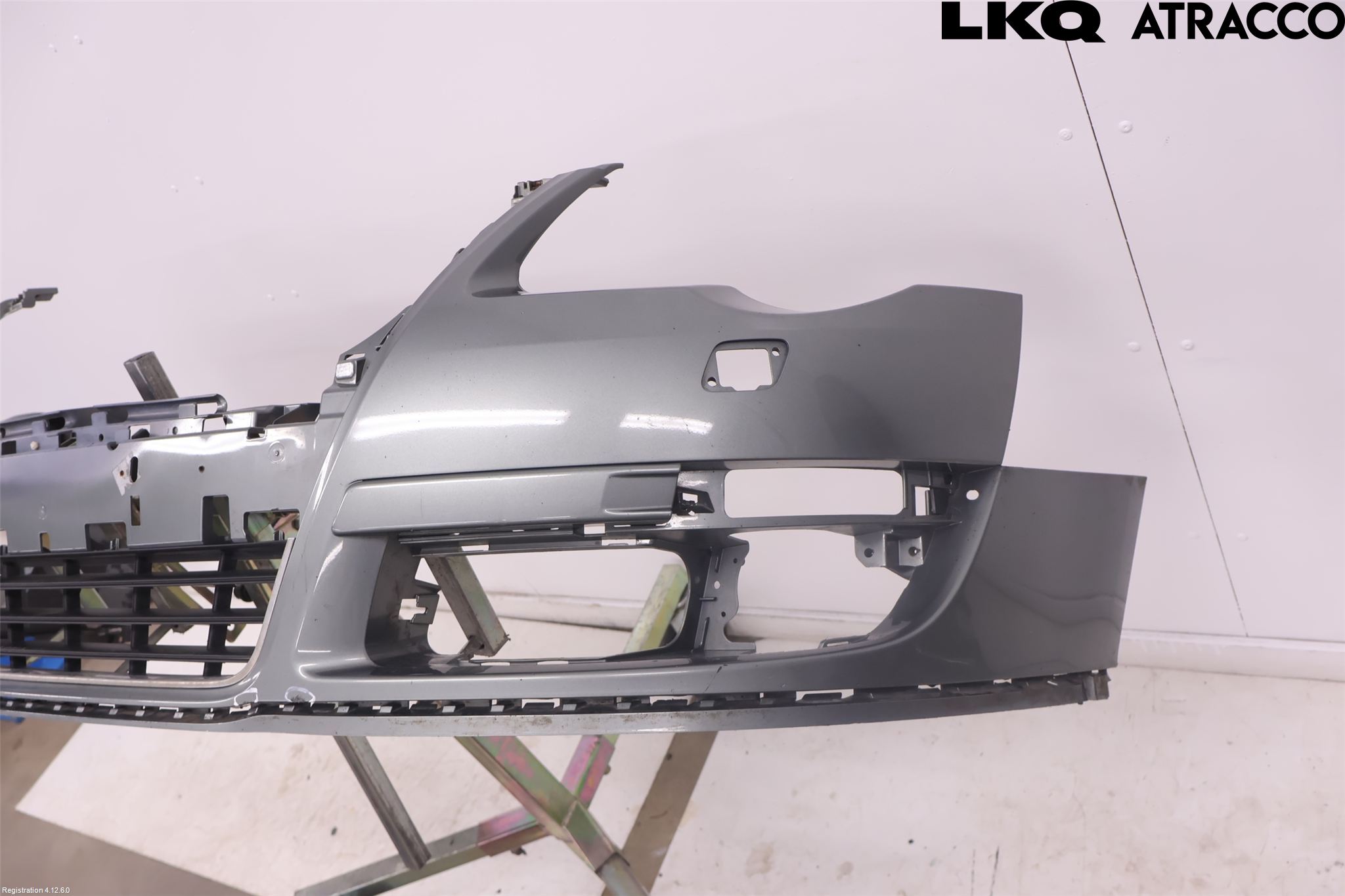 Volkswagen VW PASSAT 05-11 Stötfångarbeklädnad Fram