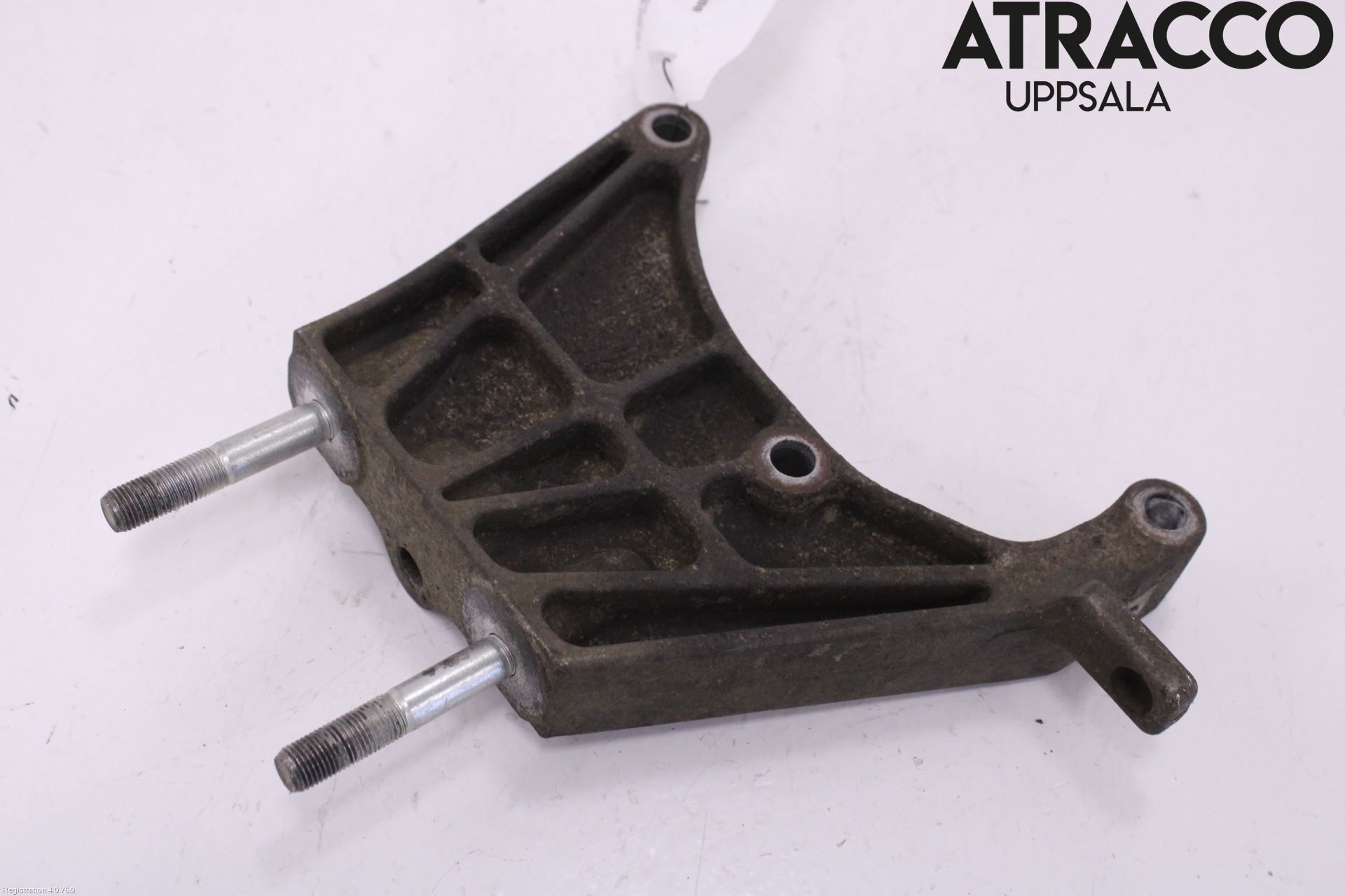 Fiat FIORINO Motorfäste