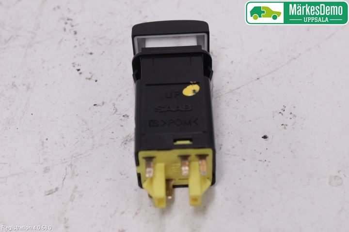 Saab 9-5     06-10 Strömställare Spegel