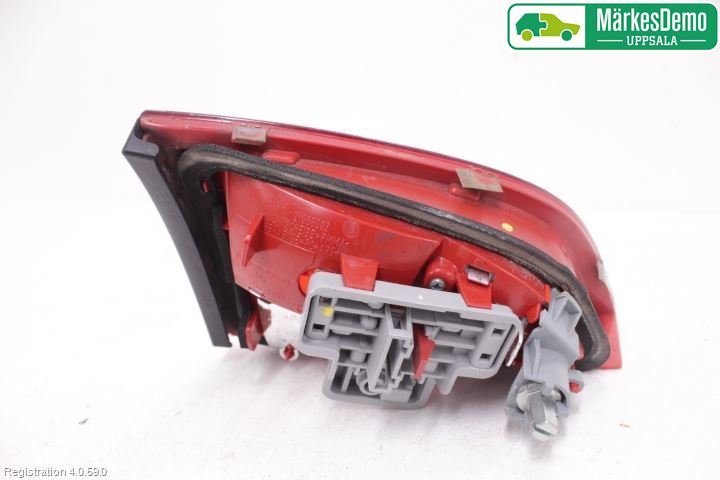 Audi A4/S4 08-11 Bakljus Lucka Hö