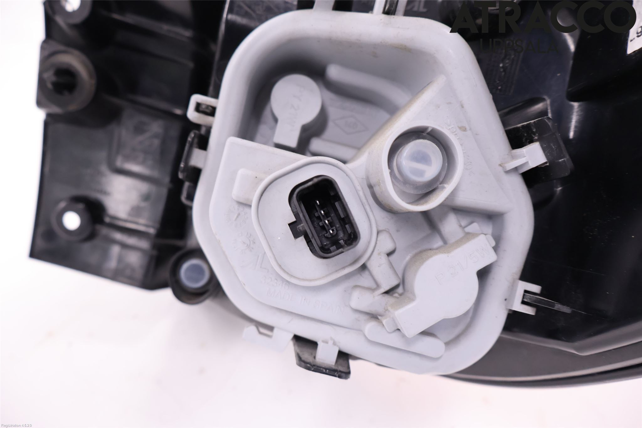 Renault CAPTUR 13-19 Bakljus Vänster